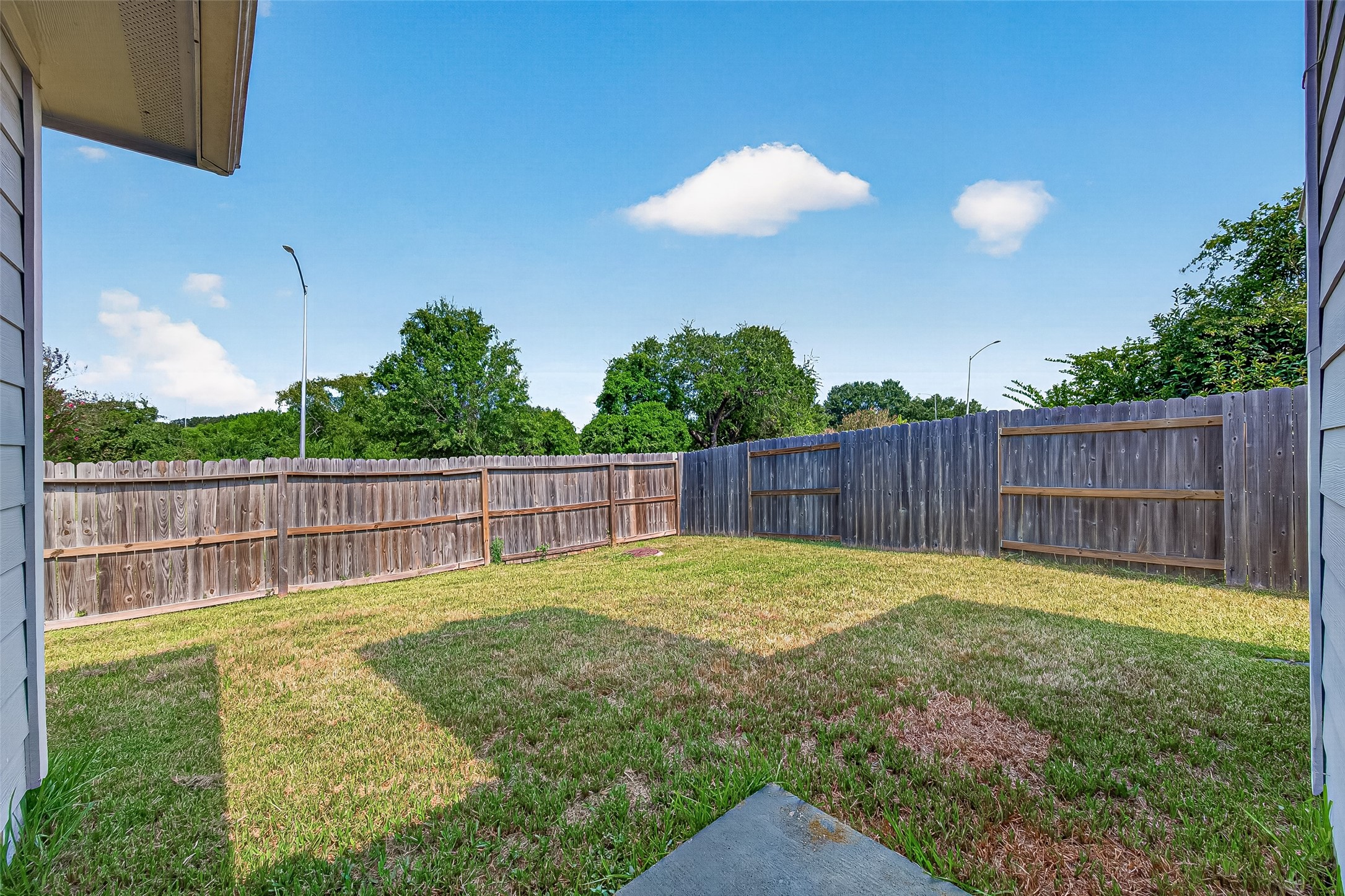 10902 Primrose Acres Lane Property Photo 28
