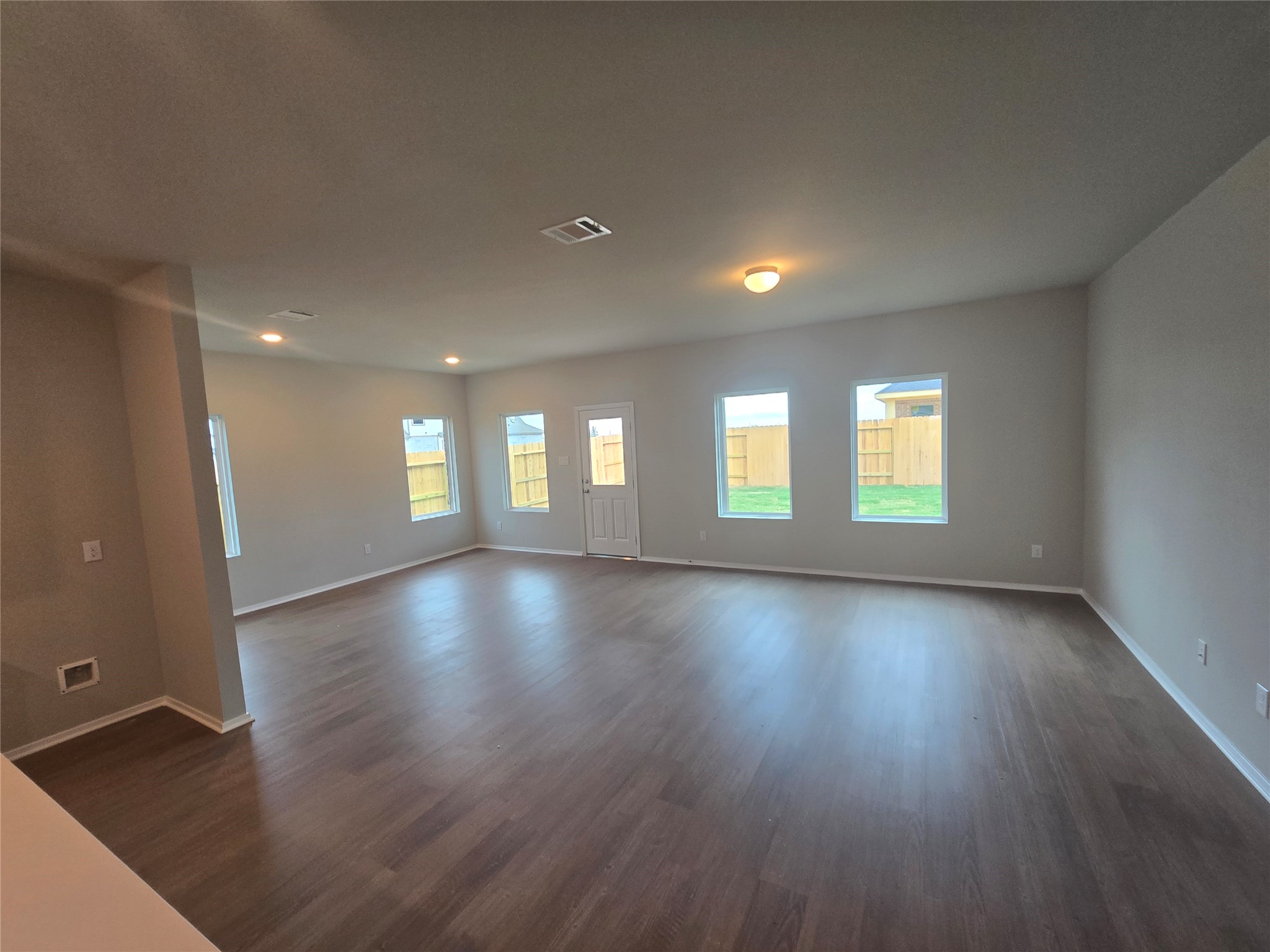 520 Deep Sands Drive Property Photo 7