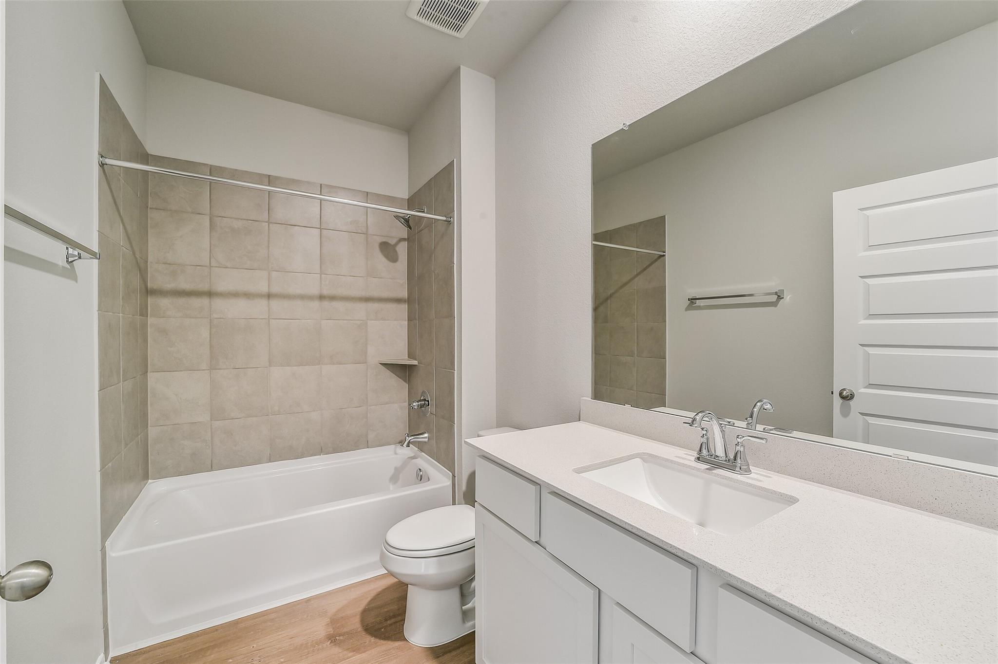 520 Deep Sands Drive Property Photo 7