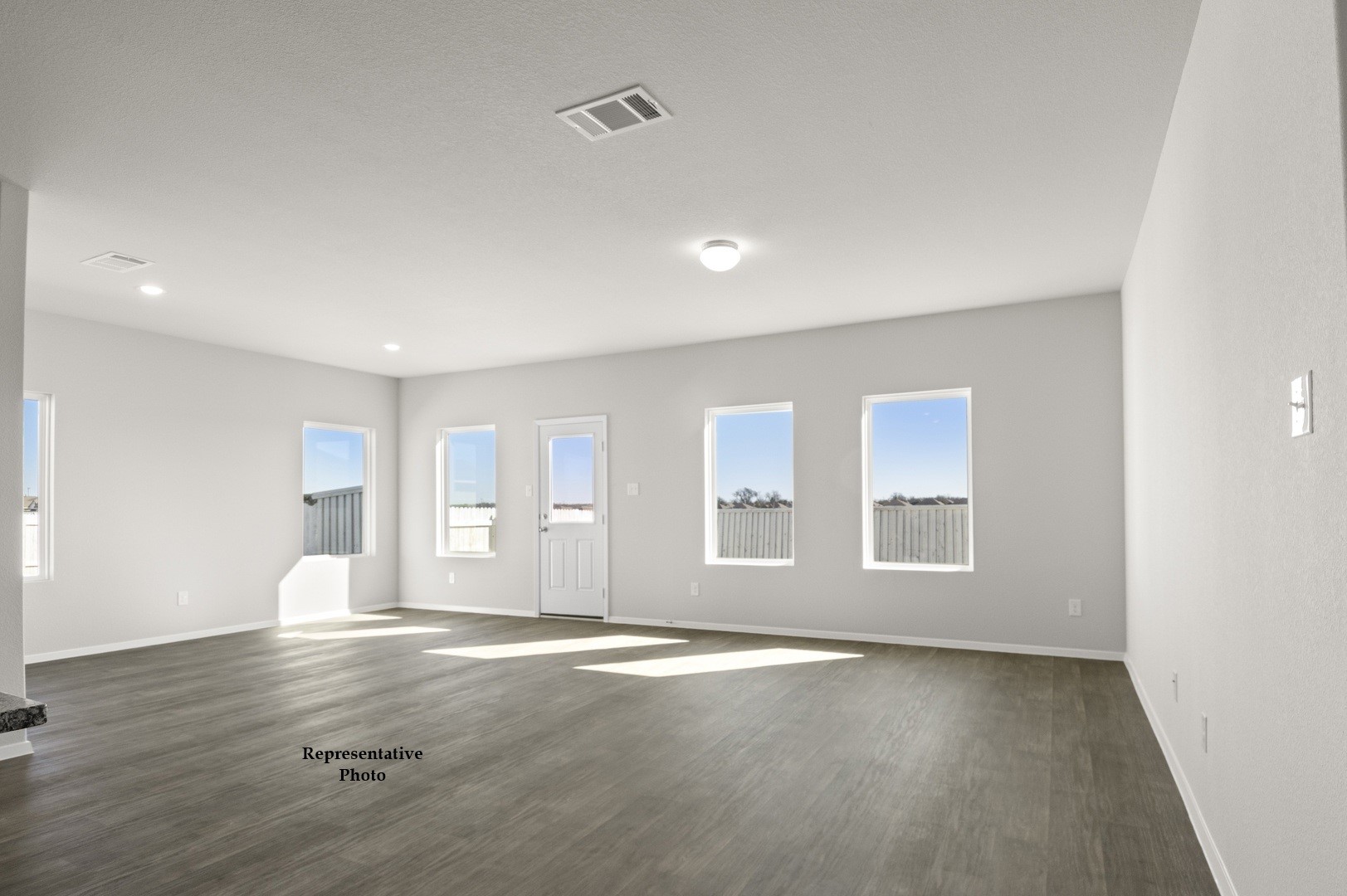 520 Deep Sands Drive Property Photo 9