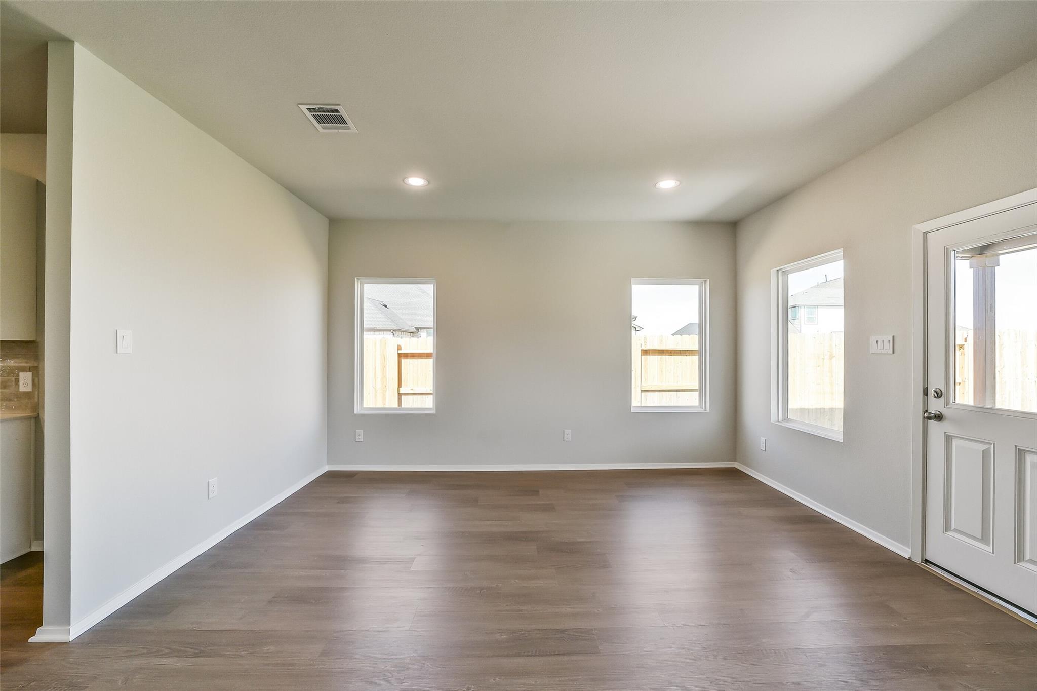 520 Deep Sands Drive Property Photo 17
