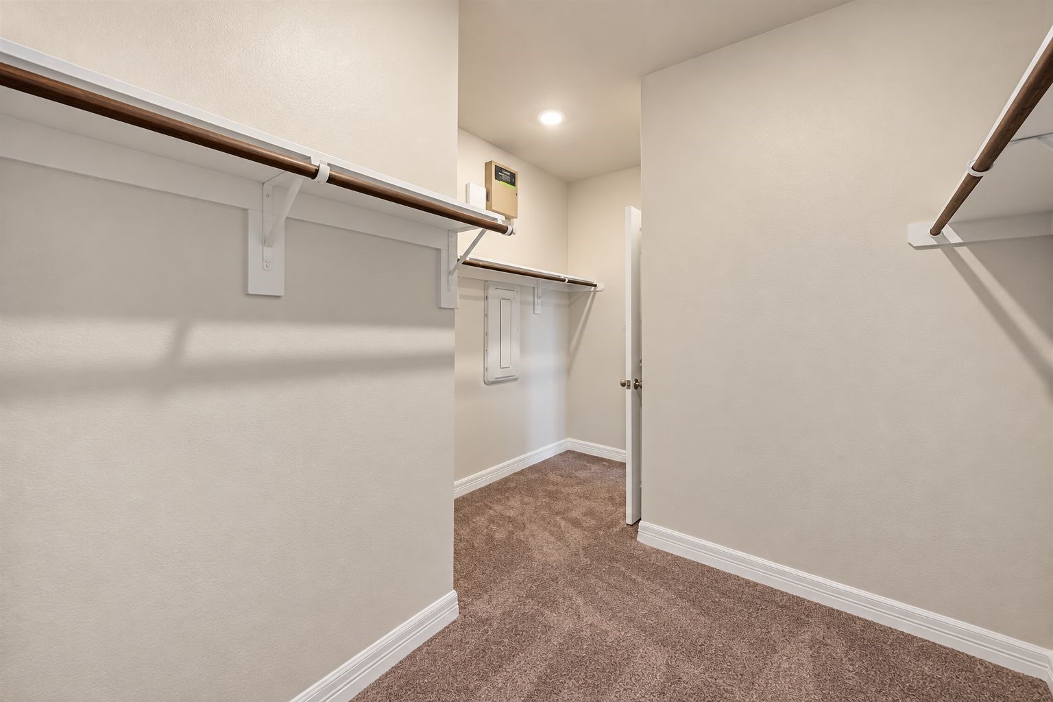 2409 Table Rock Court Property Photo 13