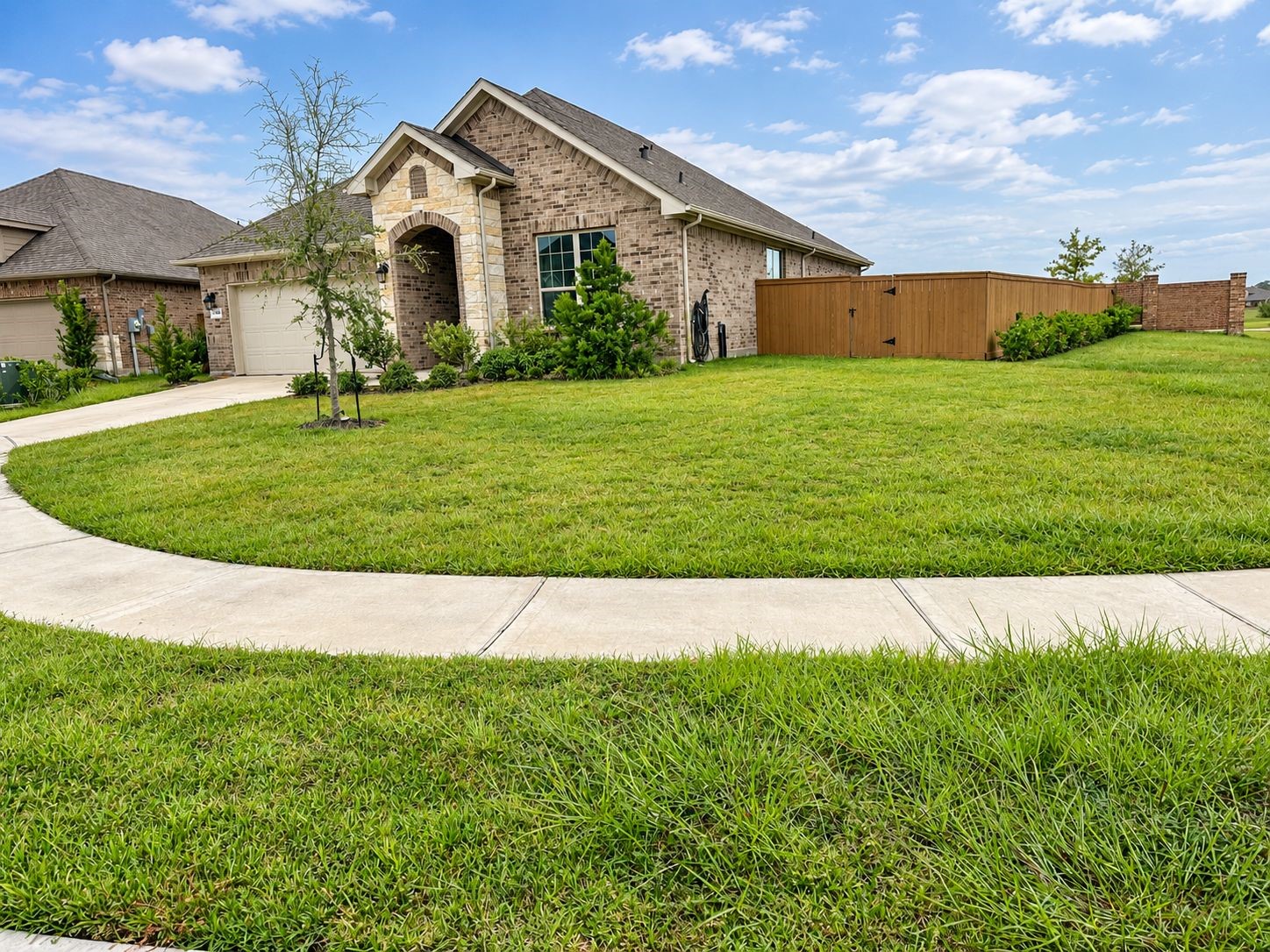2409 Table Rock Court Property Photo 26
