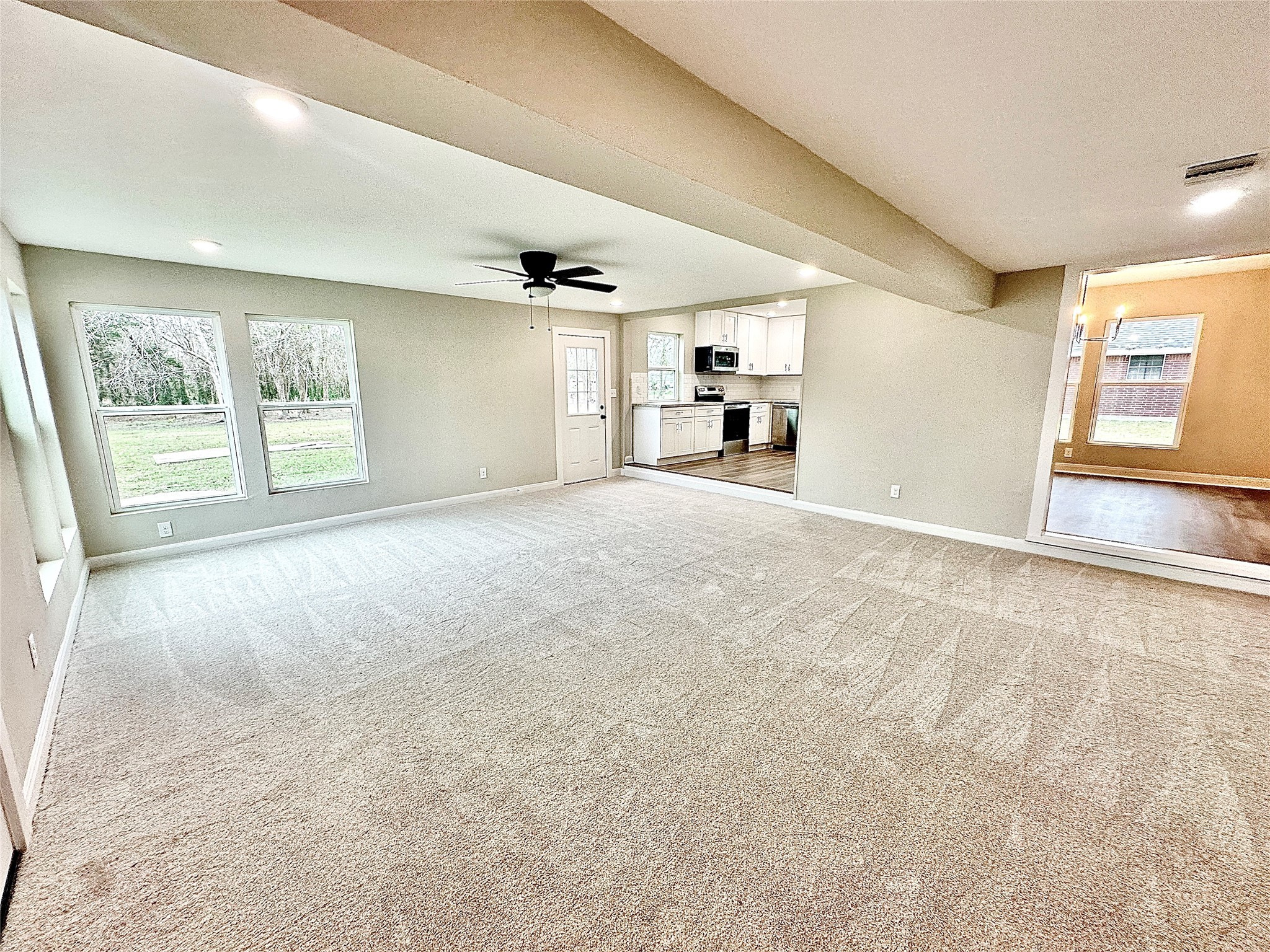 731 S Gilbert Street Property Photo 9