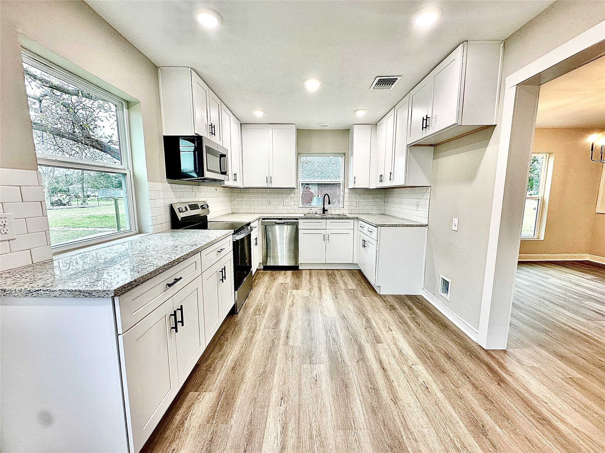 731 S Gilbert Street Property Photo 11