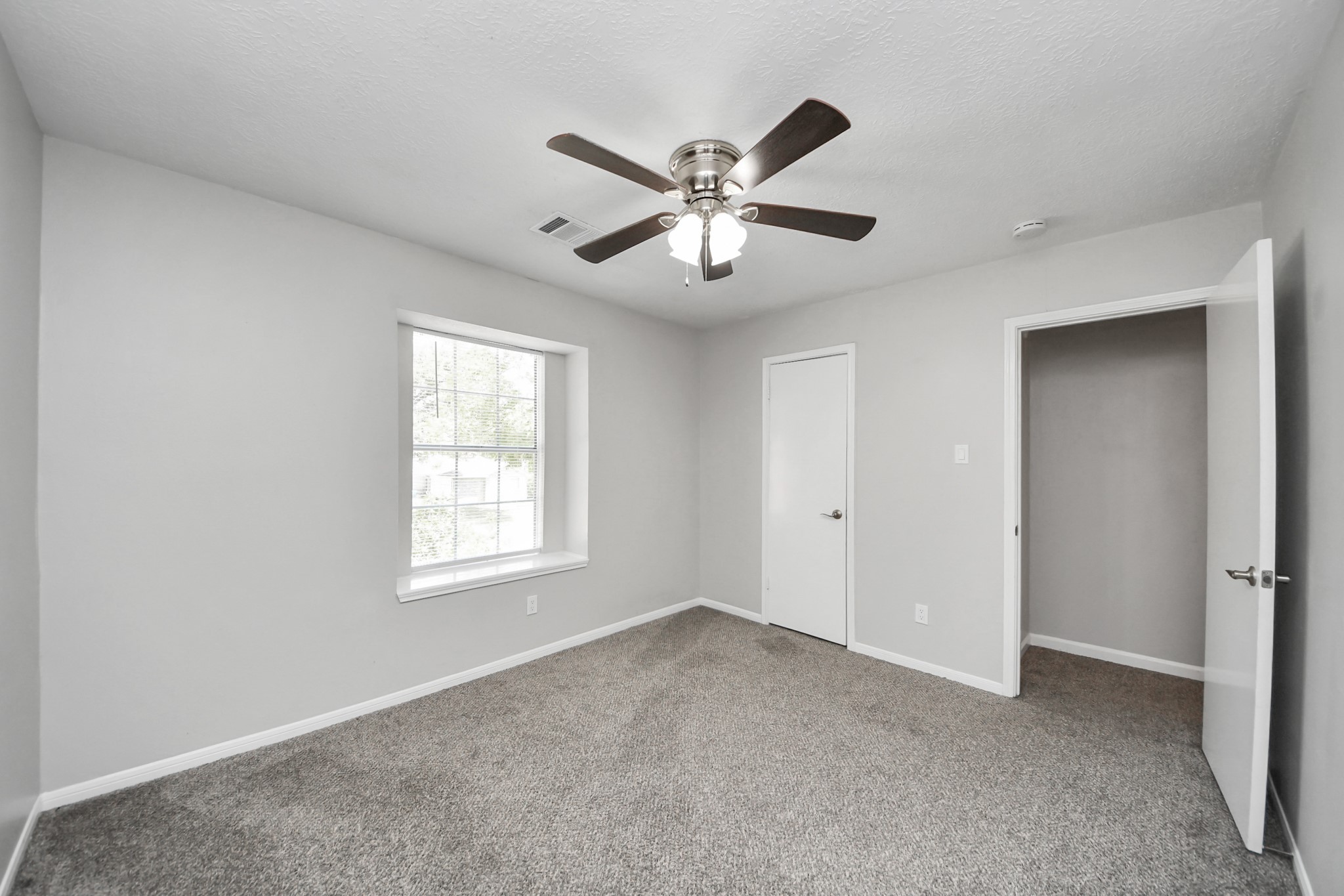 8854 Creek Willow Drive Property Photo 31