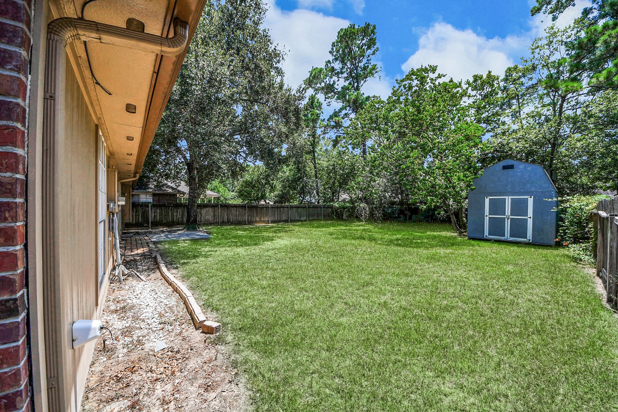 8854 Creek Willow Drive Property Photo 33