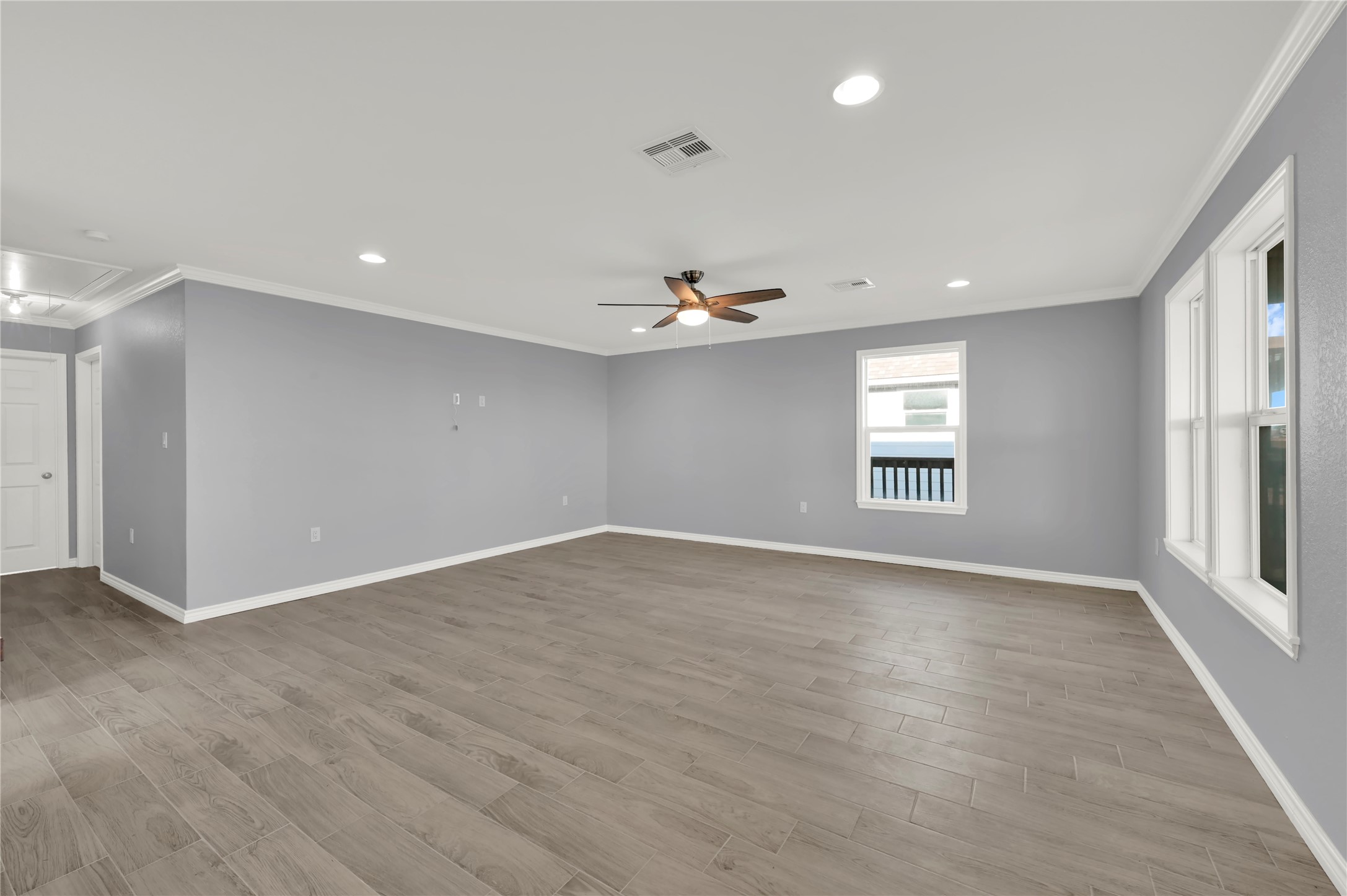 1741 Bluewater Highway Property Photo 8