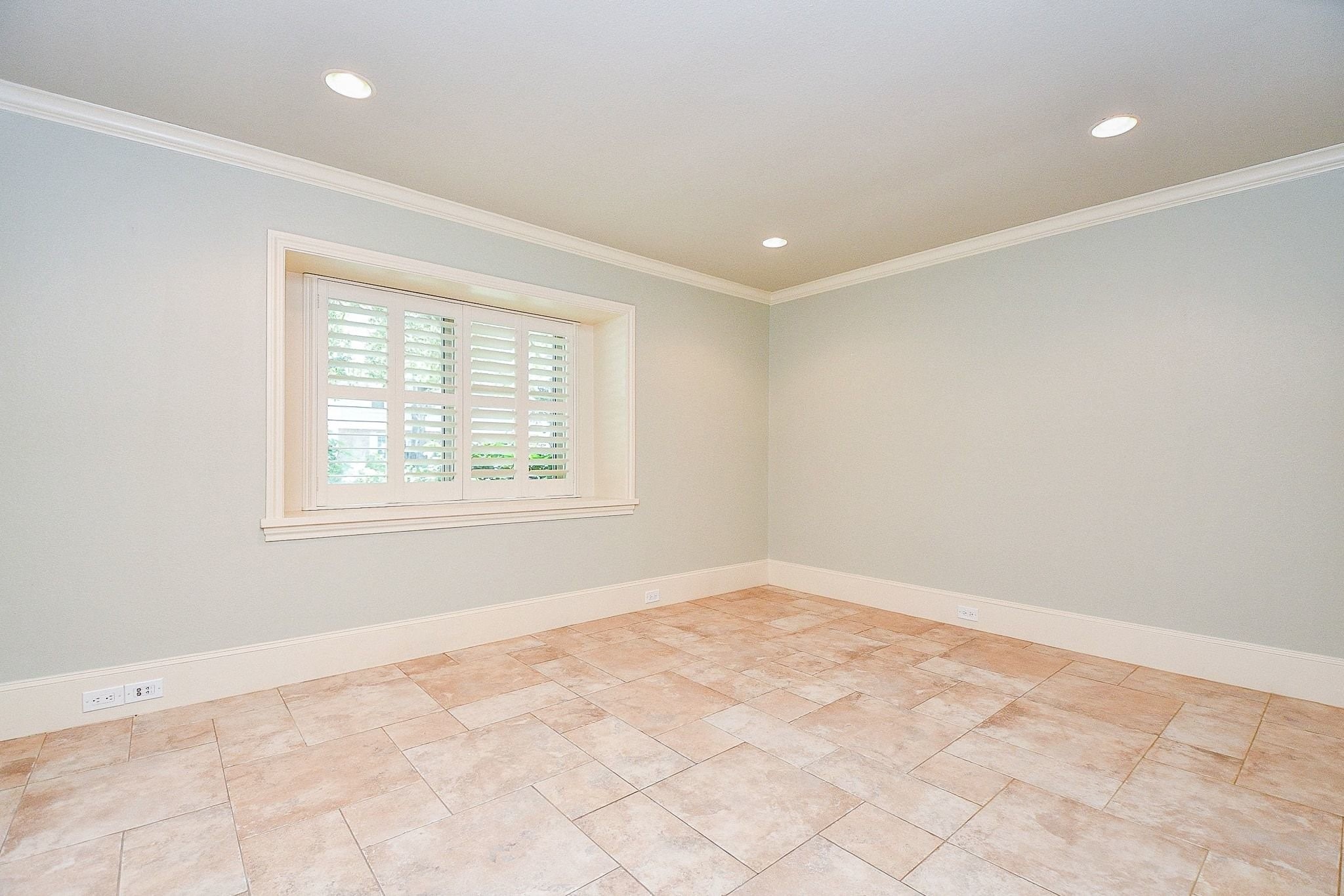 2911 Fontana Drive Property Photo 27