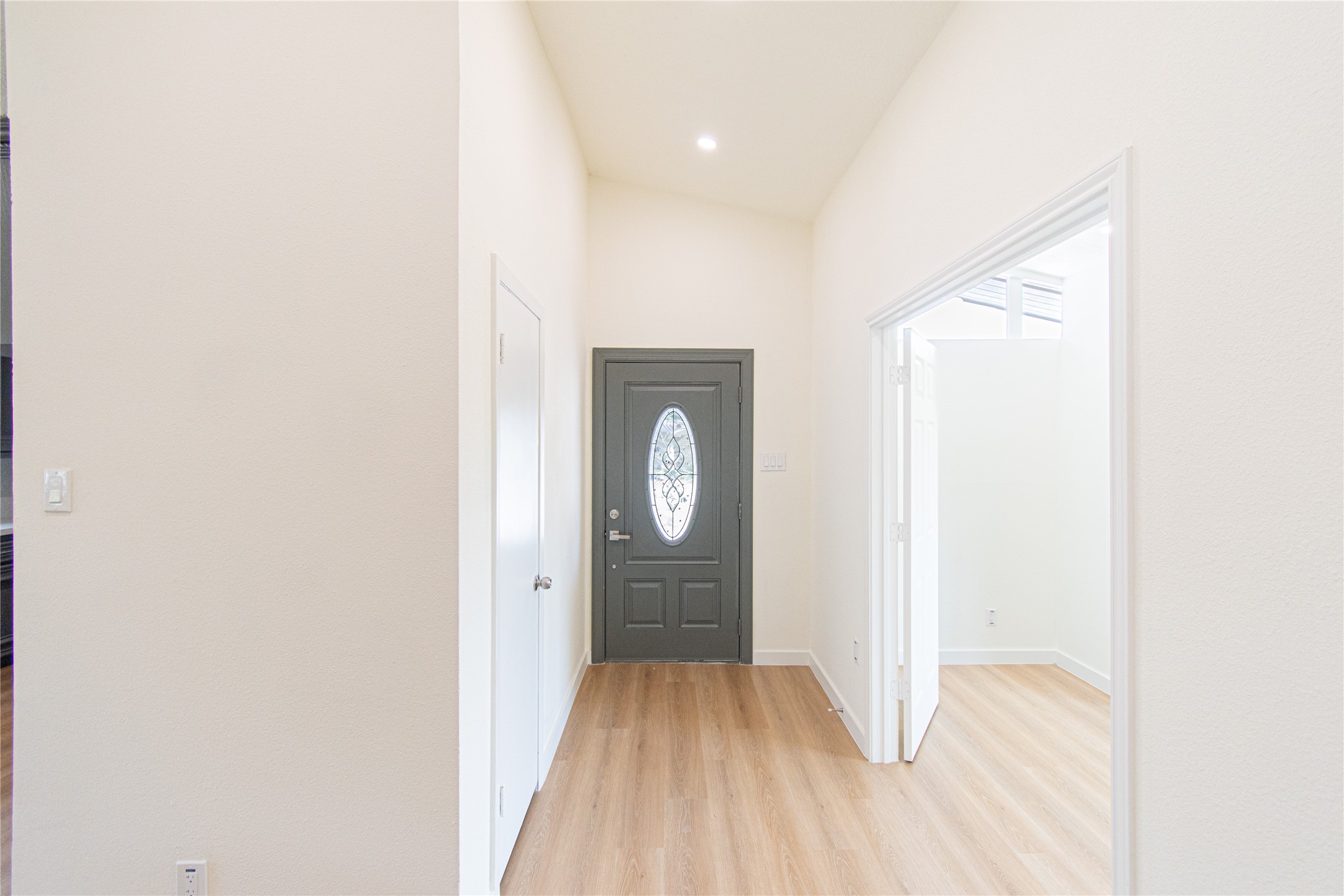 2635 Knotty Oaks Trail Property Photo 5