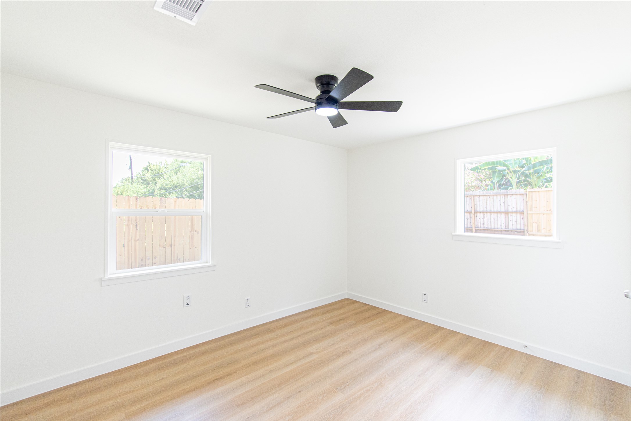 2635 Knotty Oaks Trail Property Photo 16