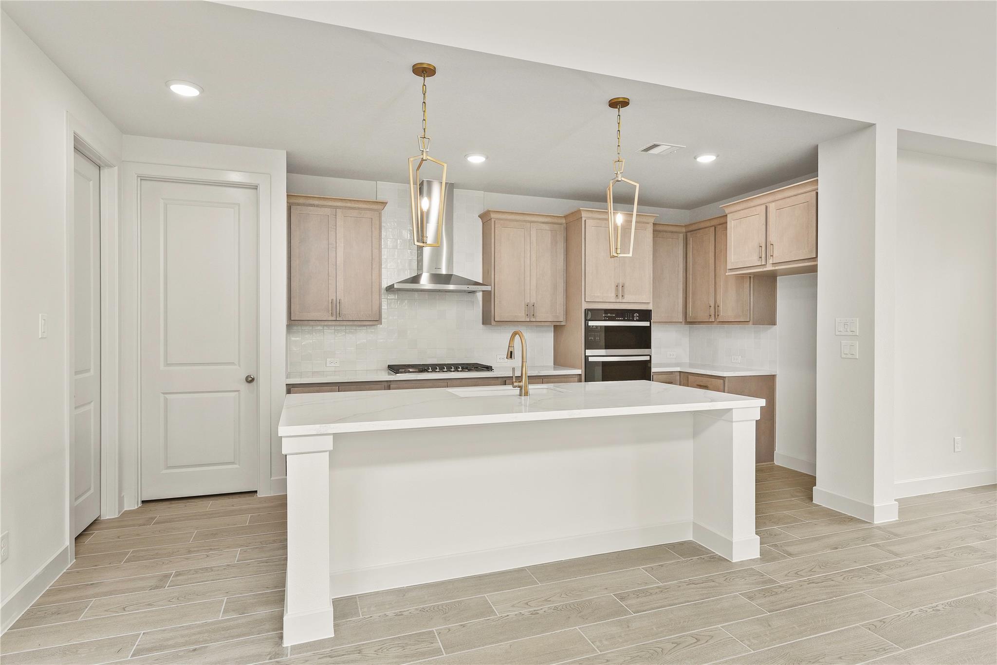 386 Mulberry Creek Street, Conroe Tx 77304 Property Photo 6