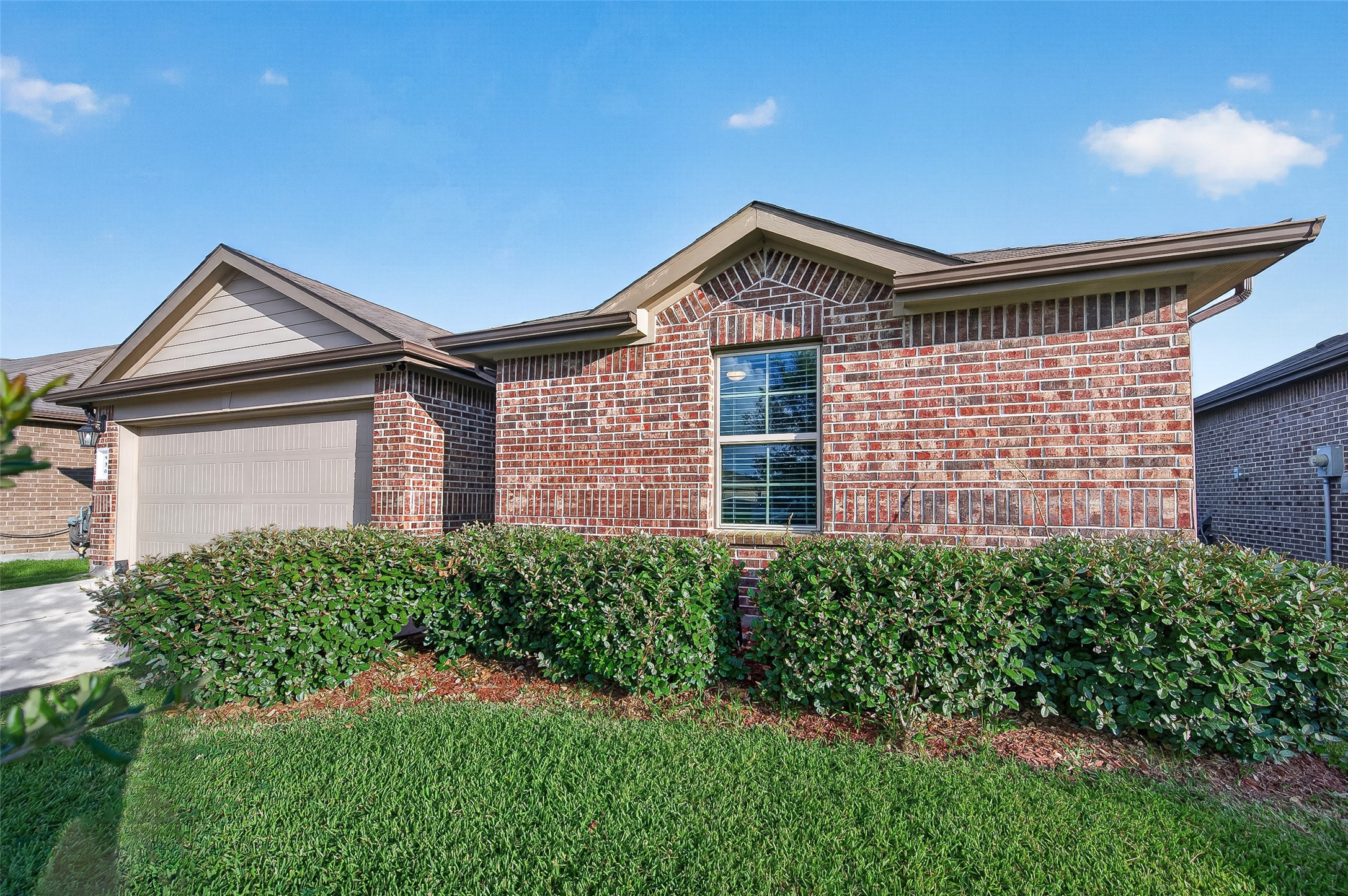930 Bright Lotus Lane Property Photo 3