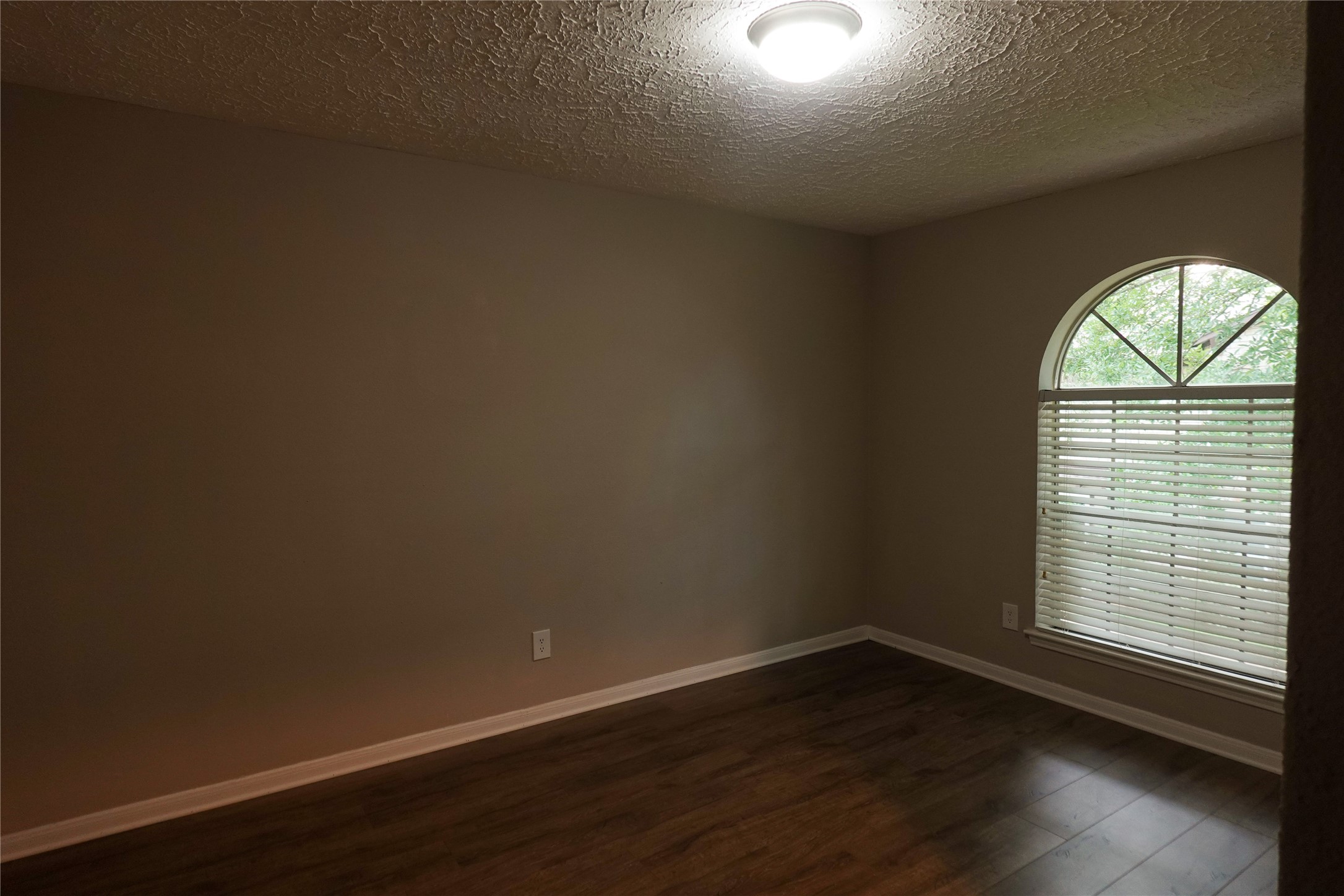 11654 S Kirkwood Road Property Photo 19