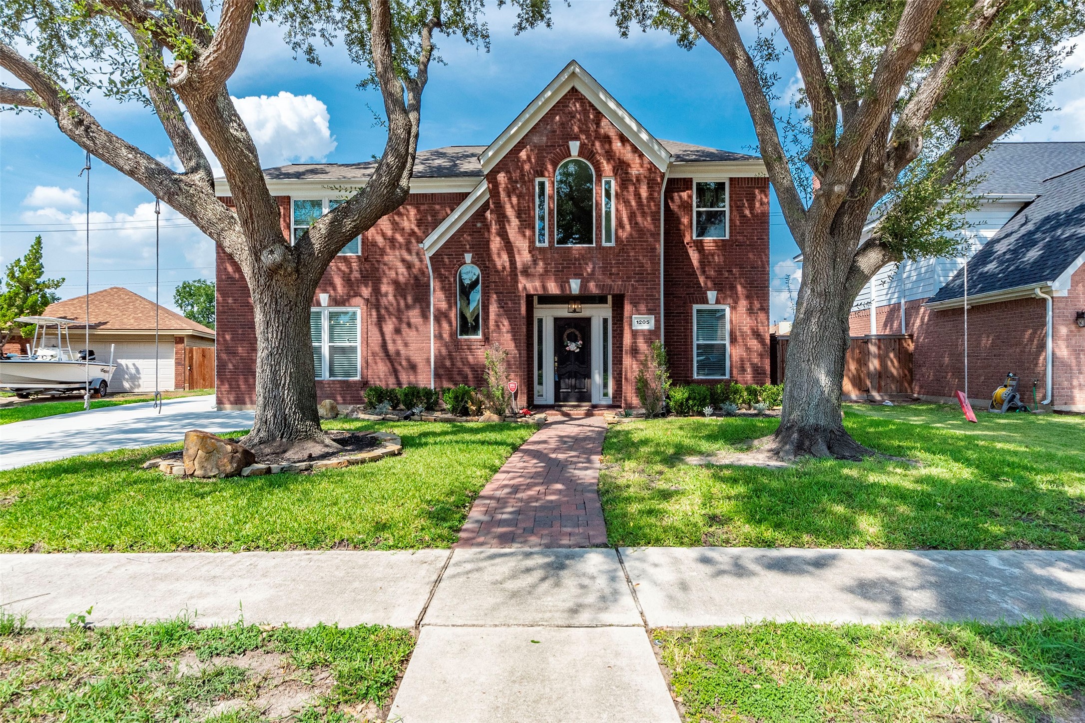 1205 Comanche Street Property Photo