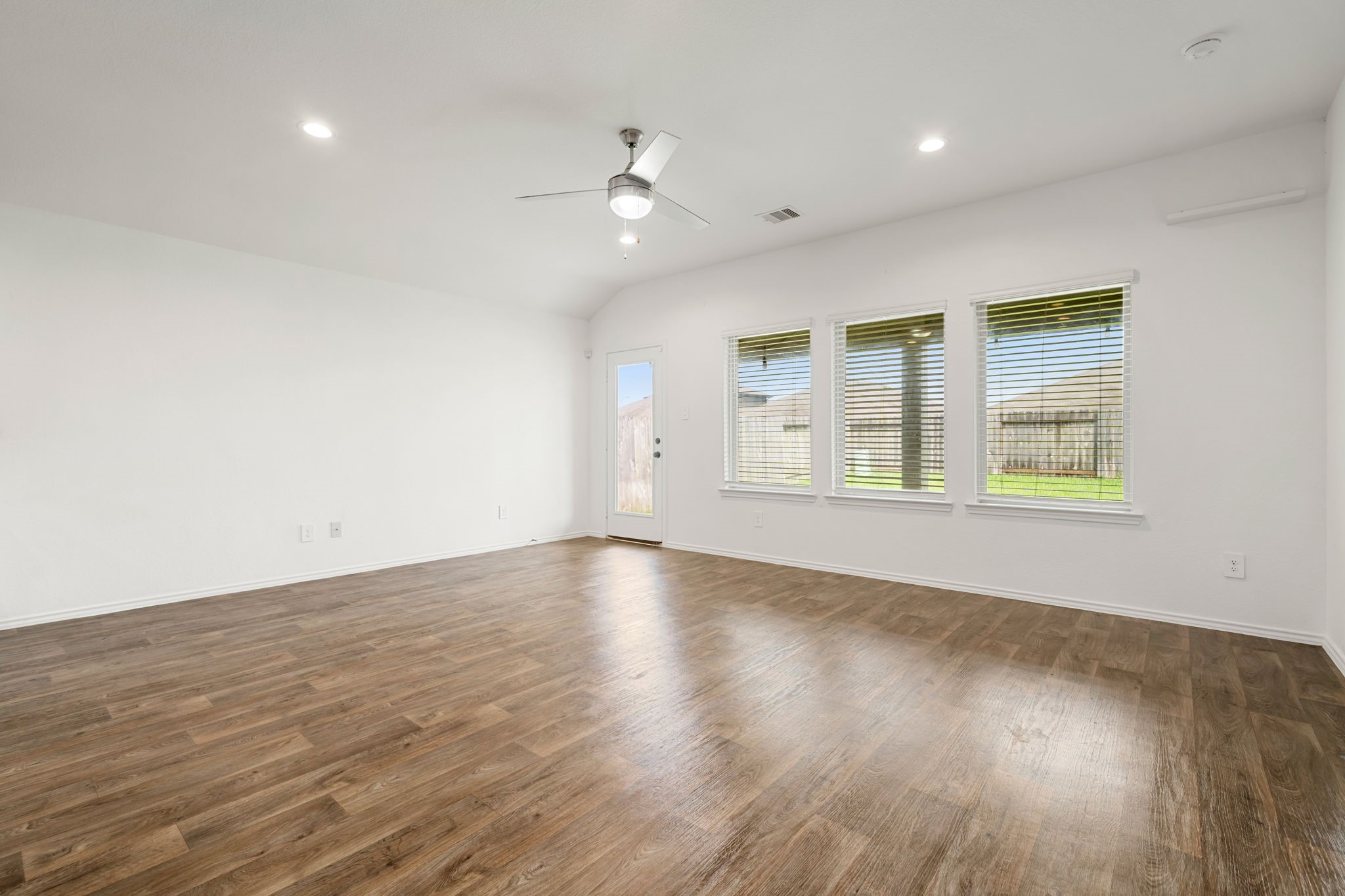 16011 Mersmann Ridge Lane Property Photo 7