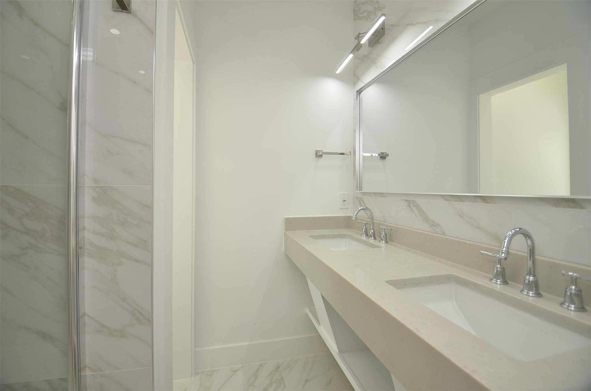 1207 Martin Street Property Photo 23