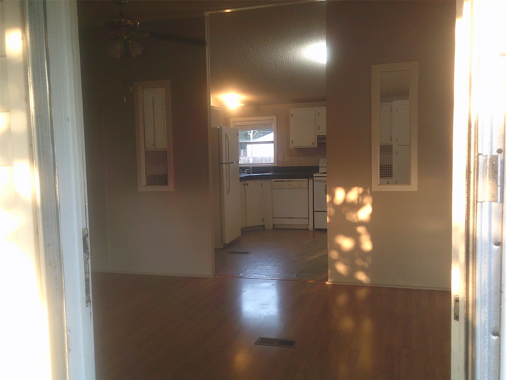 22433 Yancy Road Property Photo 4