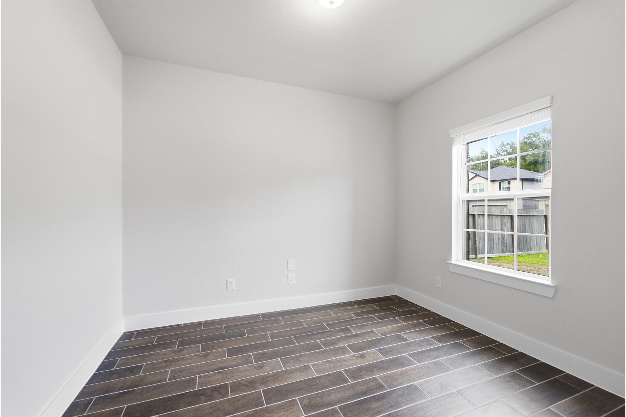 14414 High Hill Drive Property Photo 6