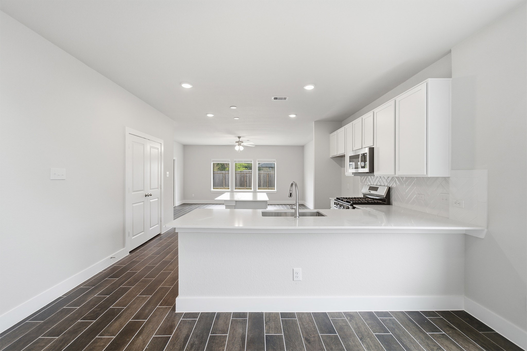 14414 High Hill Drive Property Photo 11