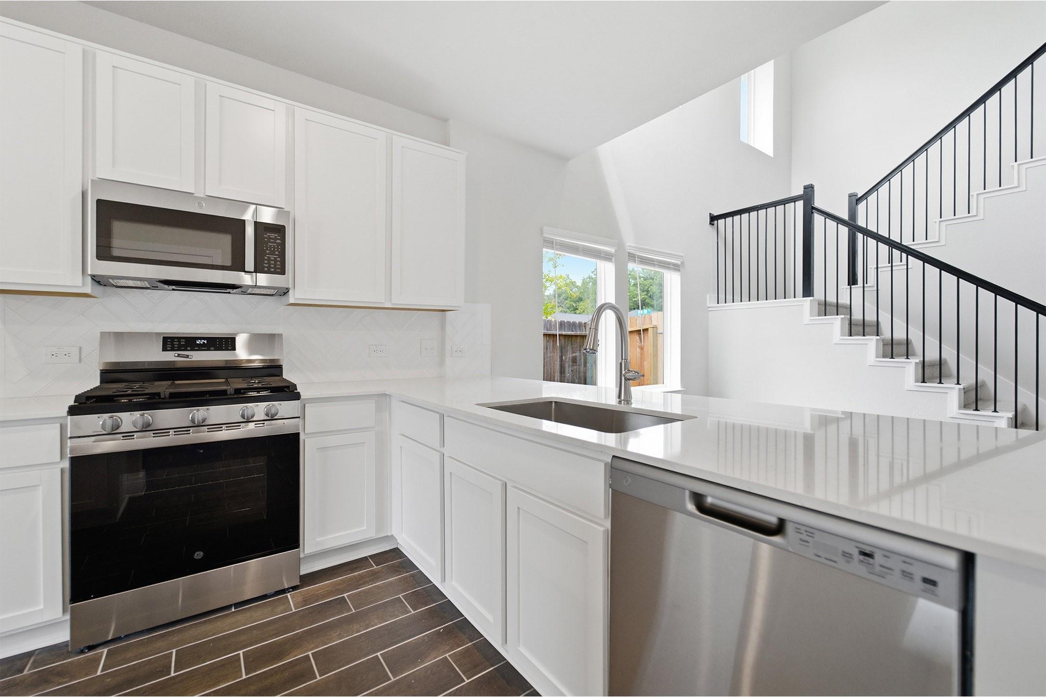 14414 High Hill Drive Property Photo 16