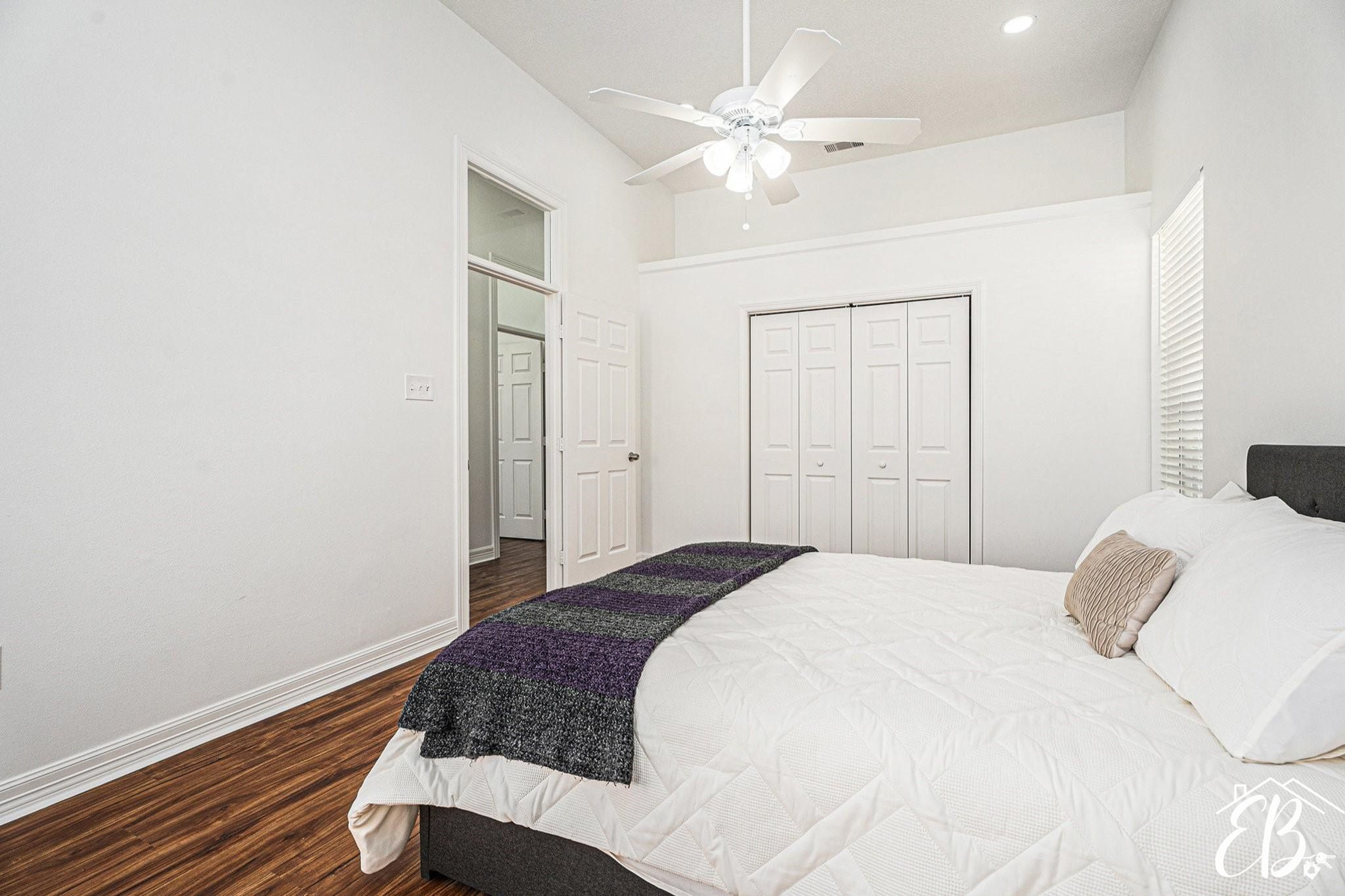 3515 Winnie Street Property Photo 14