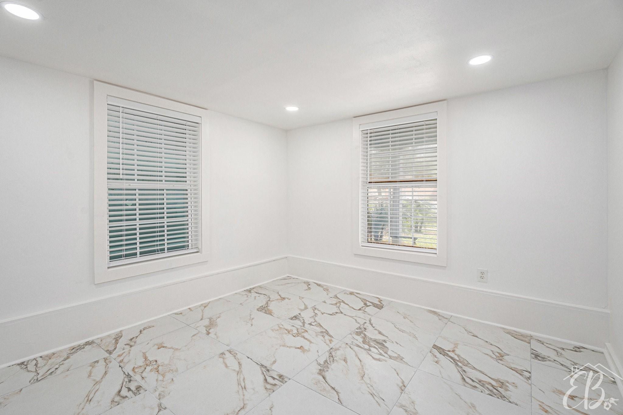 3515 Winnie Street Property Photo 39