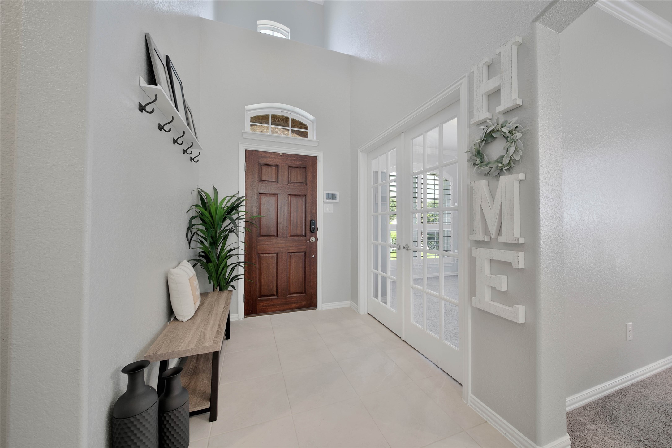 26028 Hasting Ridge Lane Property Photo 2