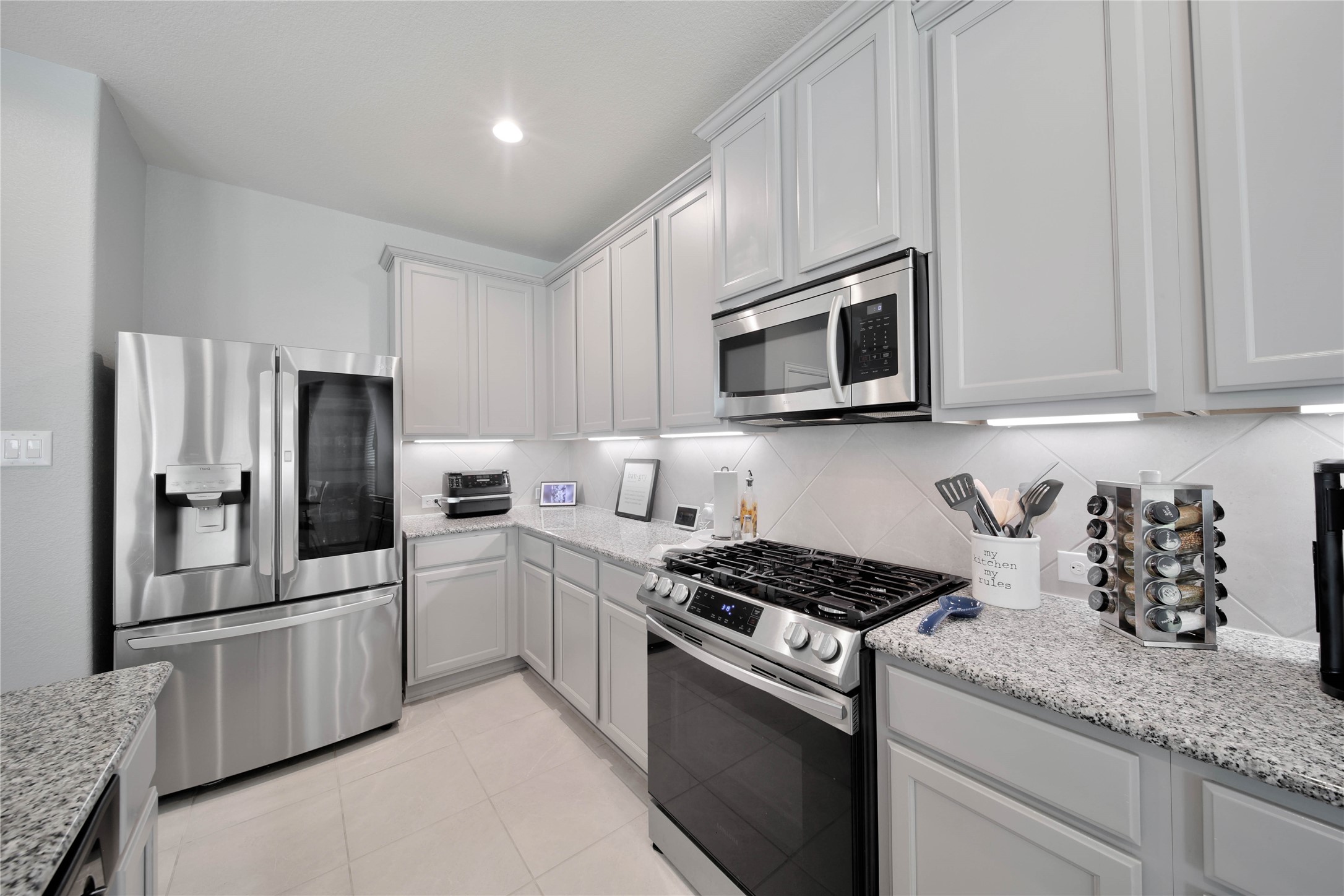 26028 Hasting Ridge Lane Property Photo 13