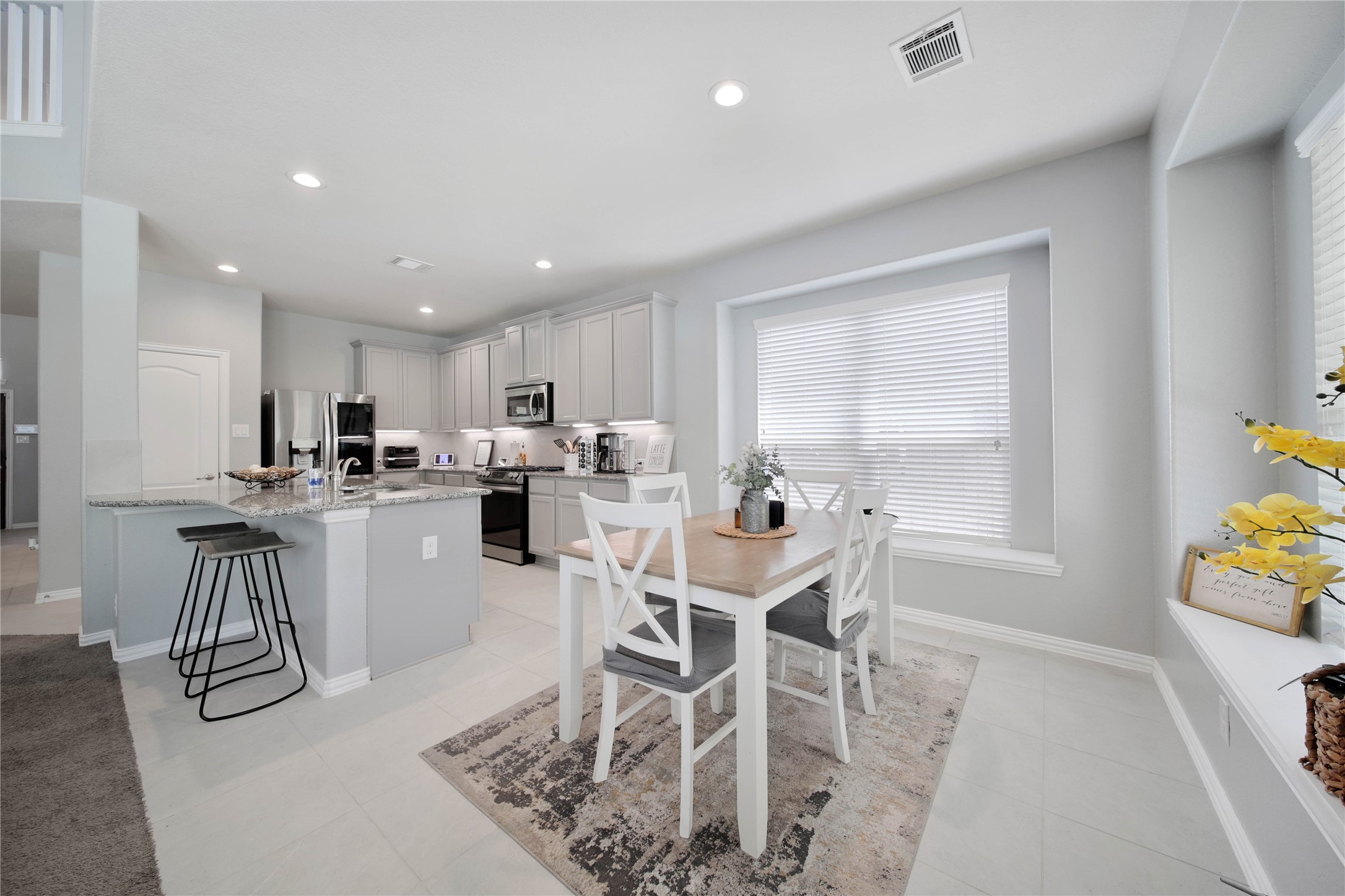 26028 Hasting Ridge Lane Property Photo 18