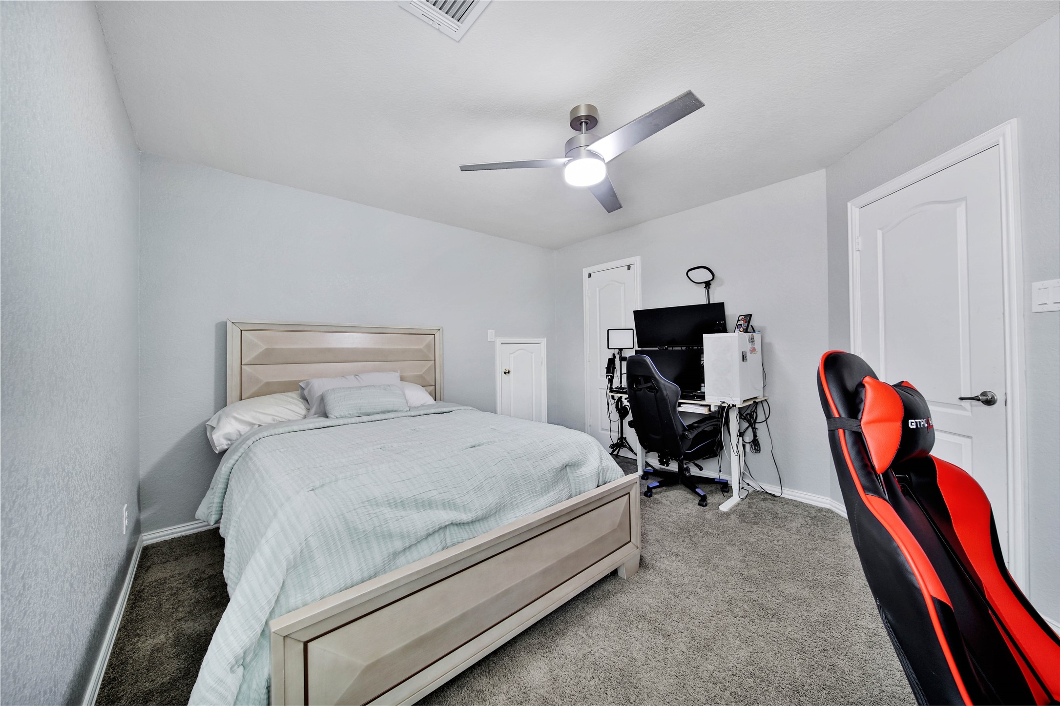26028 Hasting Ridge Lane Property Photo 41