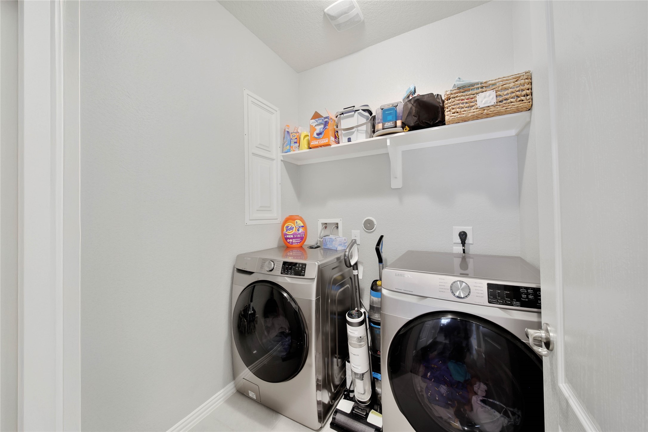 26028 Hasting Ridge Lane Property Photo 42