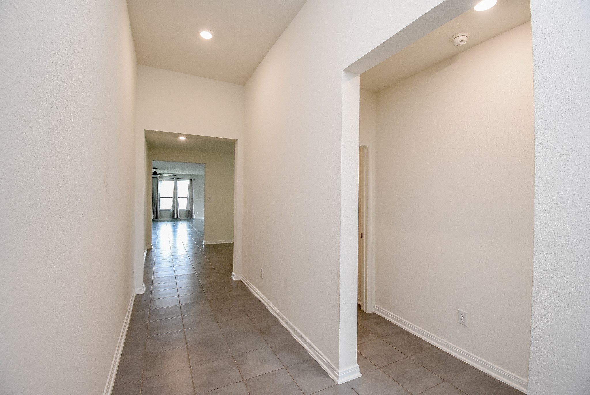 1003 Haven Hill Ln Property Photo 3
