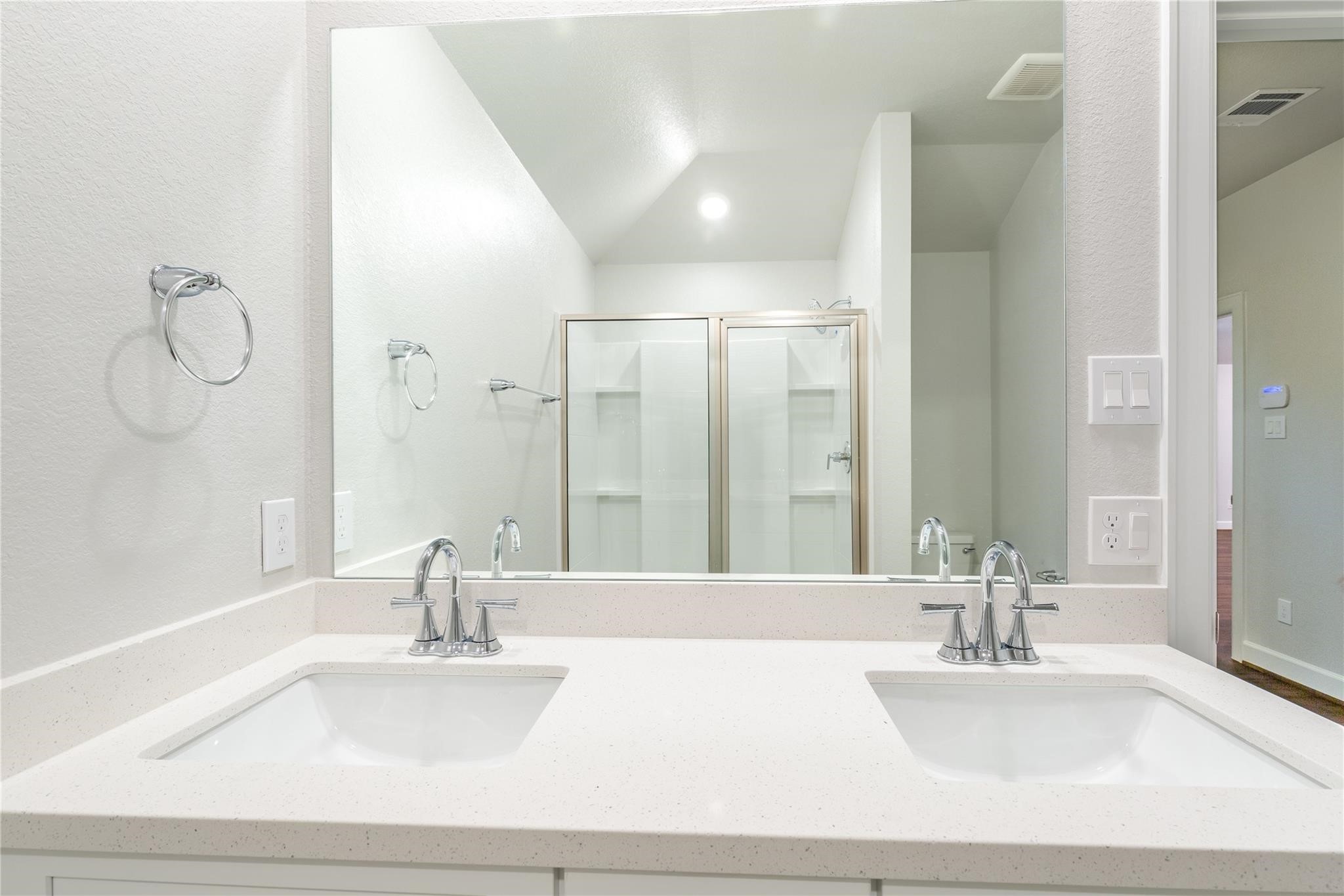 815 Roosevelt Property Photo 23