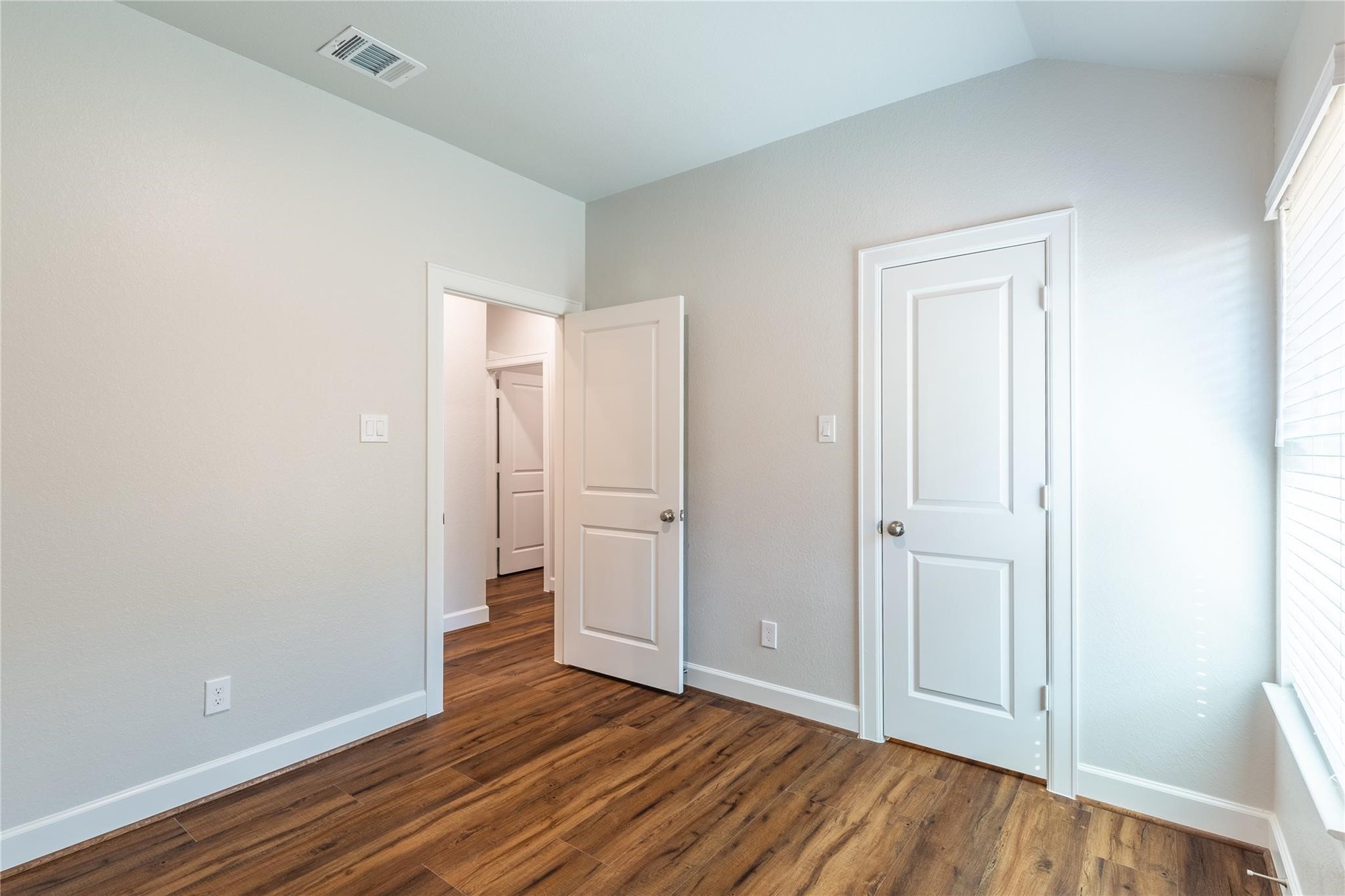 815 Roosevelt Property Photo 30