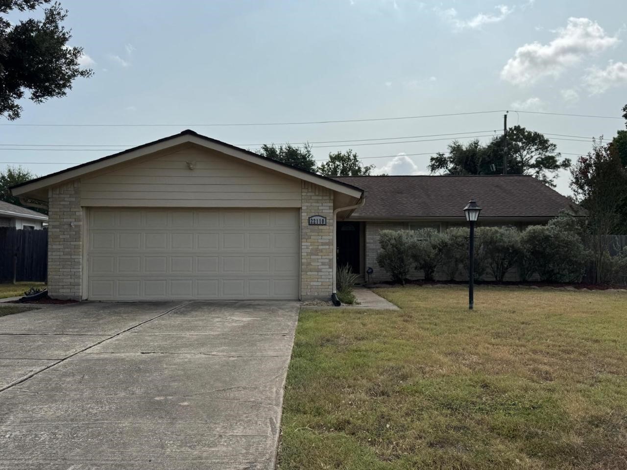 22110 Meadowhill Drive Property Photo 1