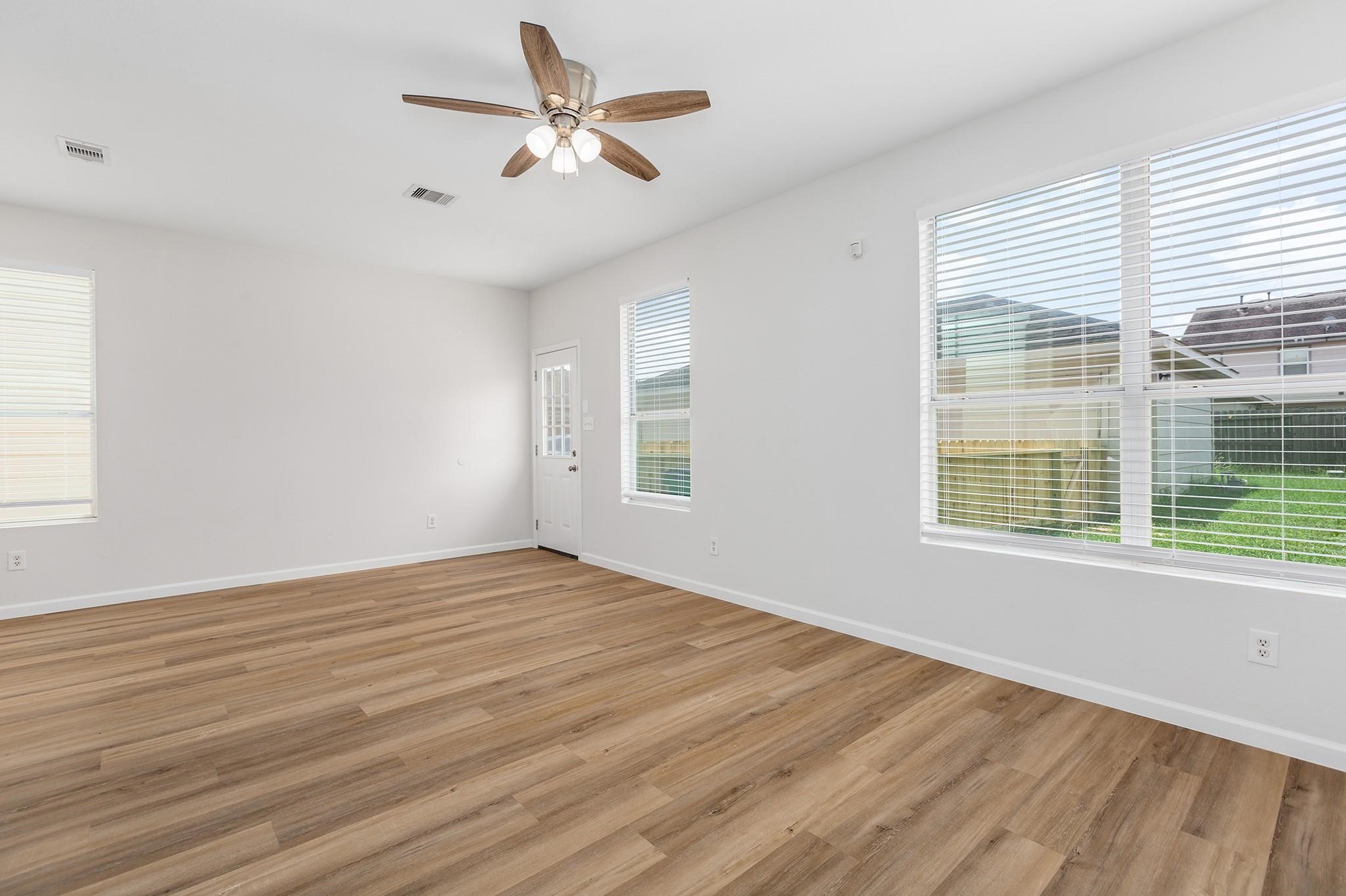 16815 Libson Falls Drive Property Photo 12