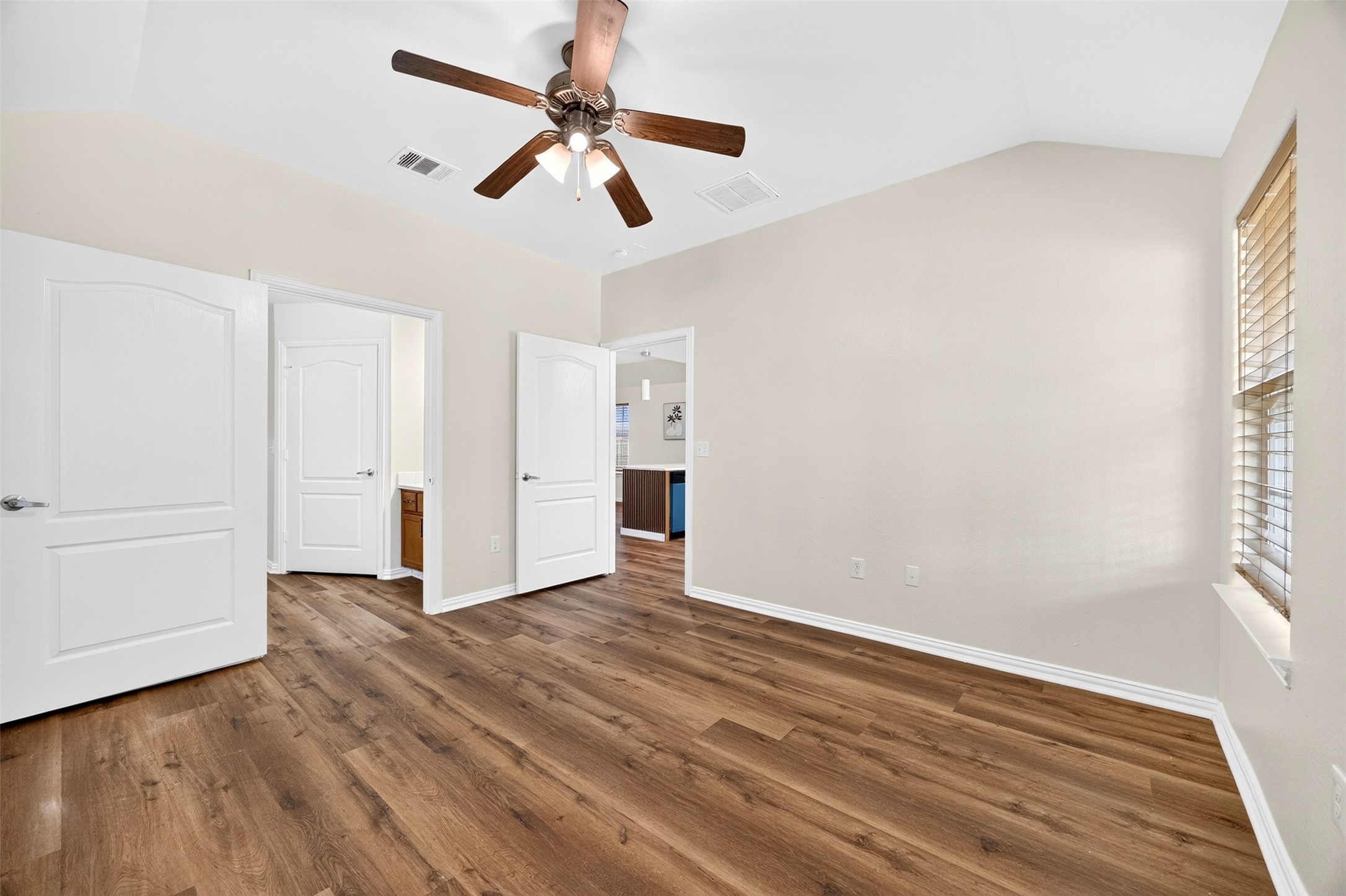 1302 Shearn Street Property Photo 20