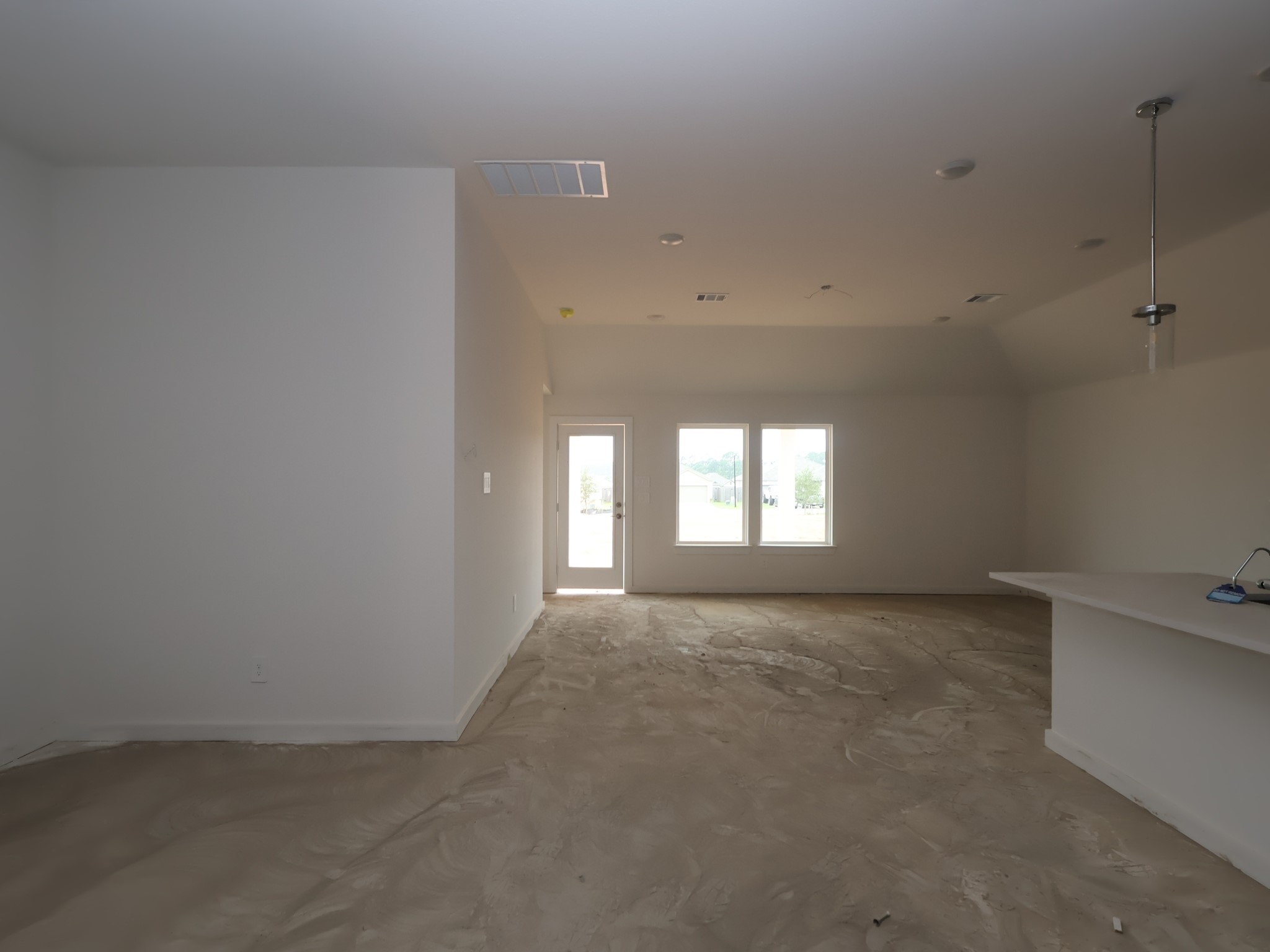 958 Garden Path Drive Property Photo 4