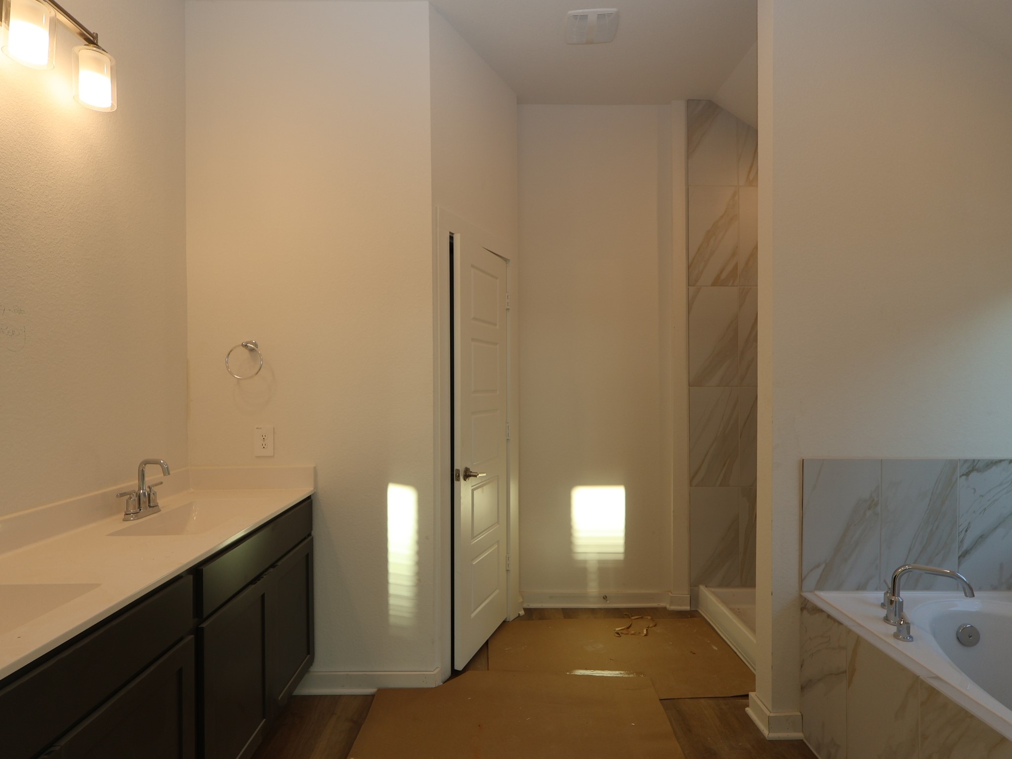 958 Garden Path Drive Property Photo 5