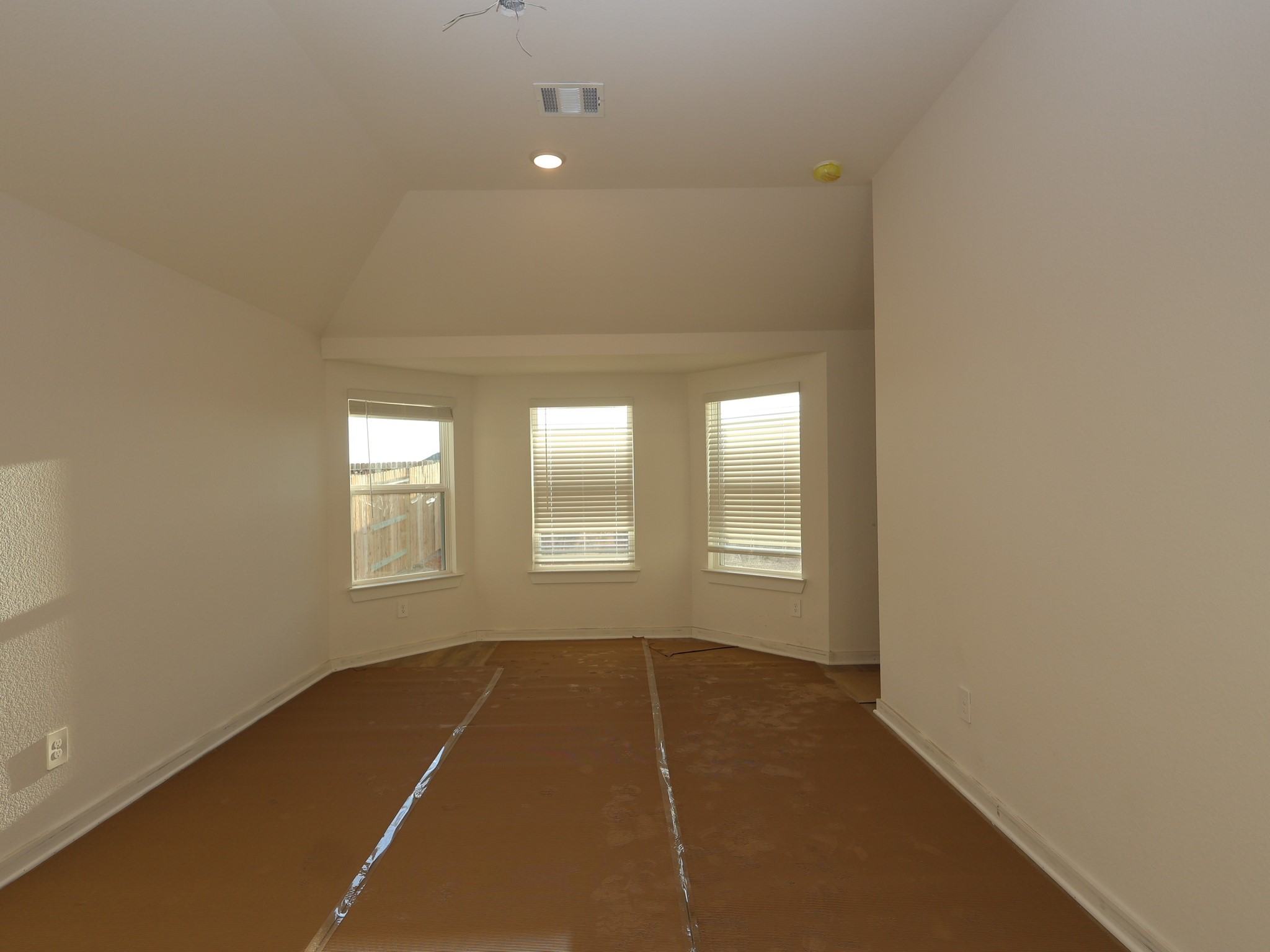 958 Garden Path Drive Property Photo 11