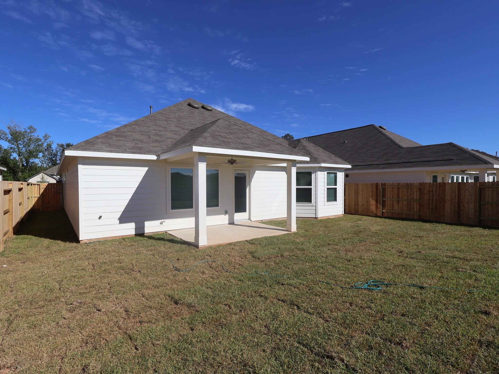 958 Garden Path Drive, Willis Tx 77378 Property Photo 14