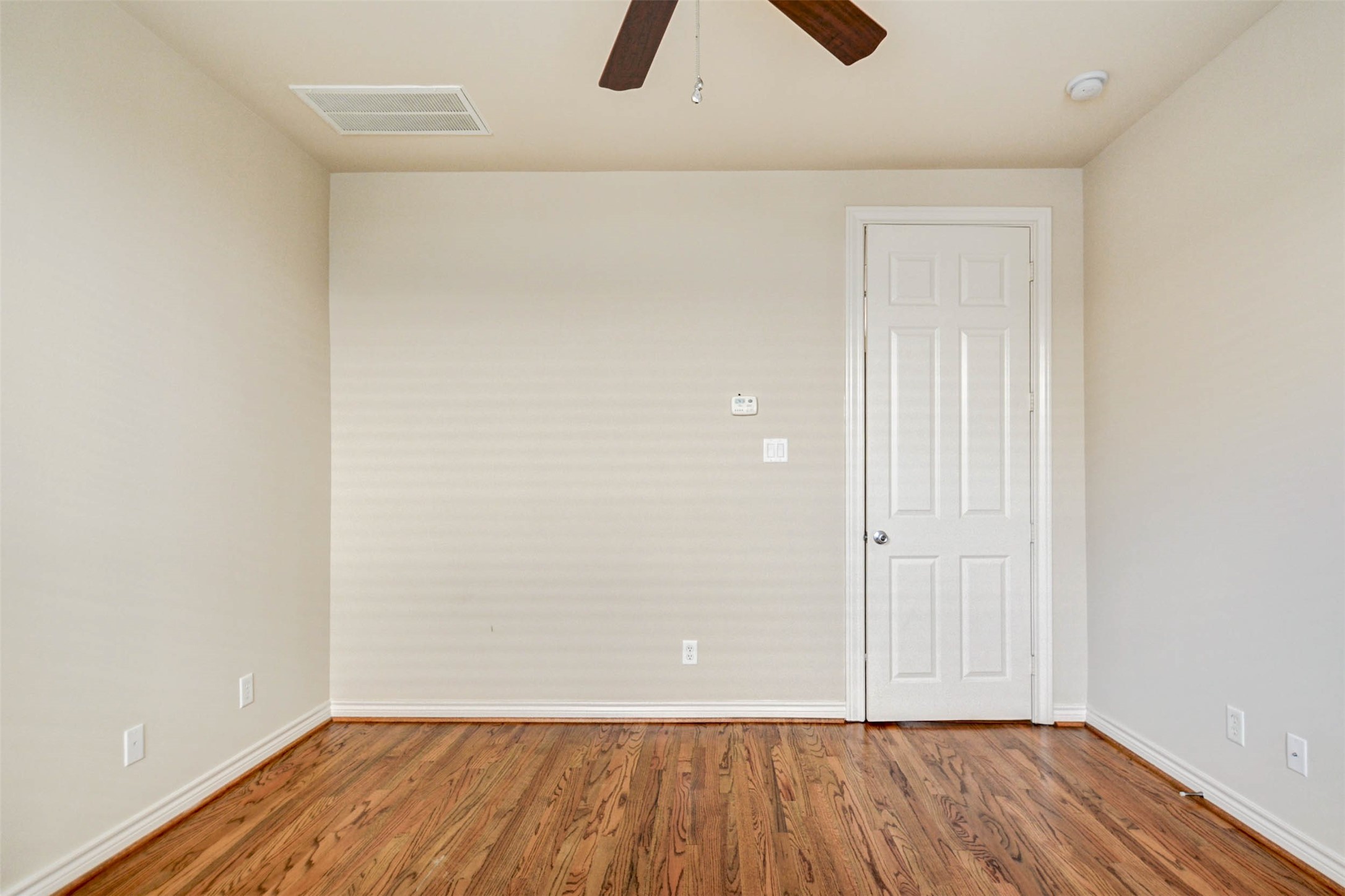 2731 Sherwin Street Property Photo 14