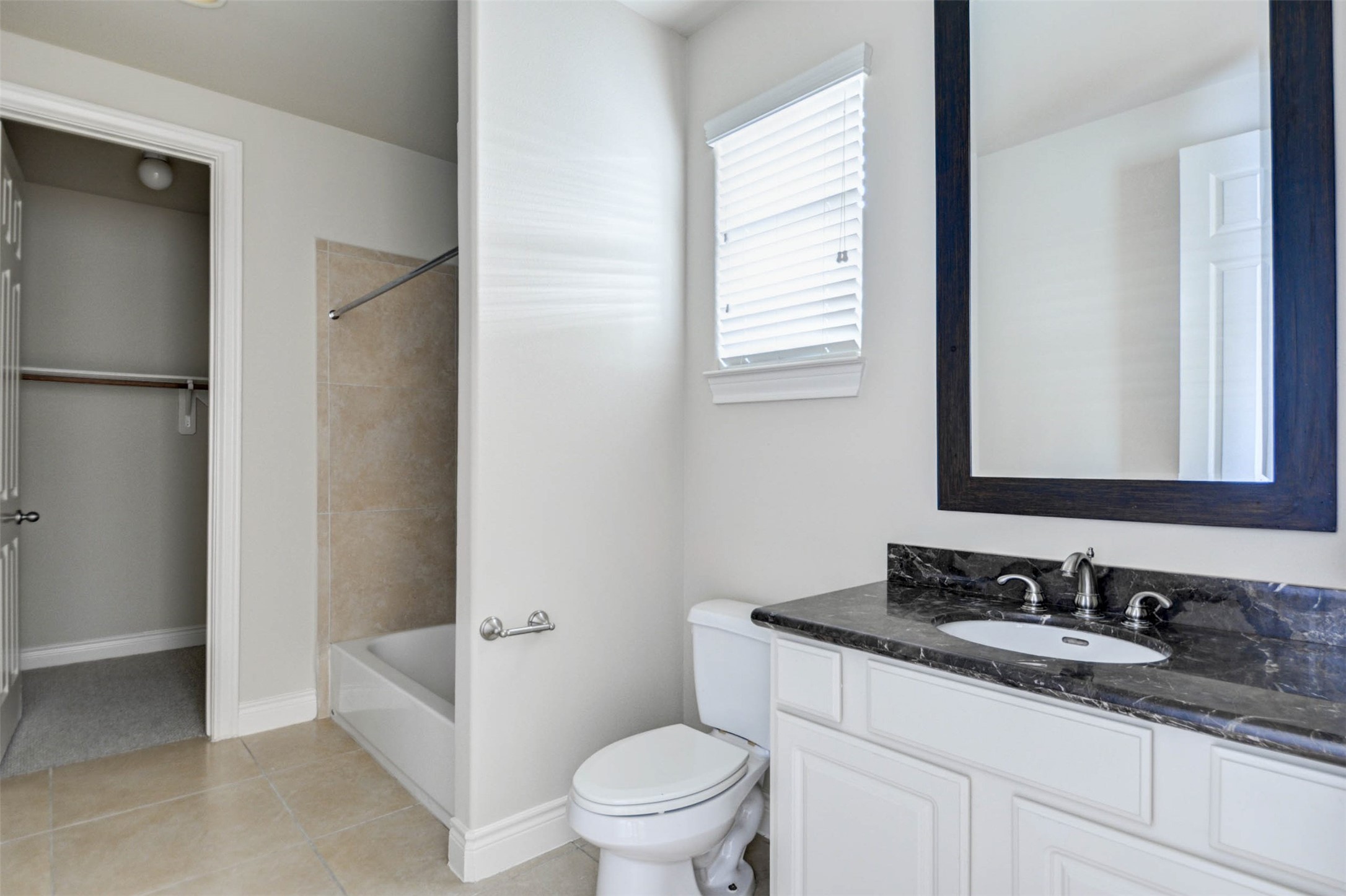 2731 Sherwin Street Property Photo 18