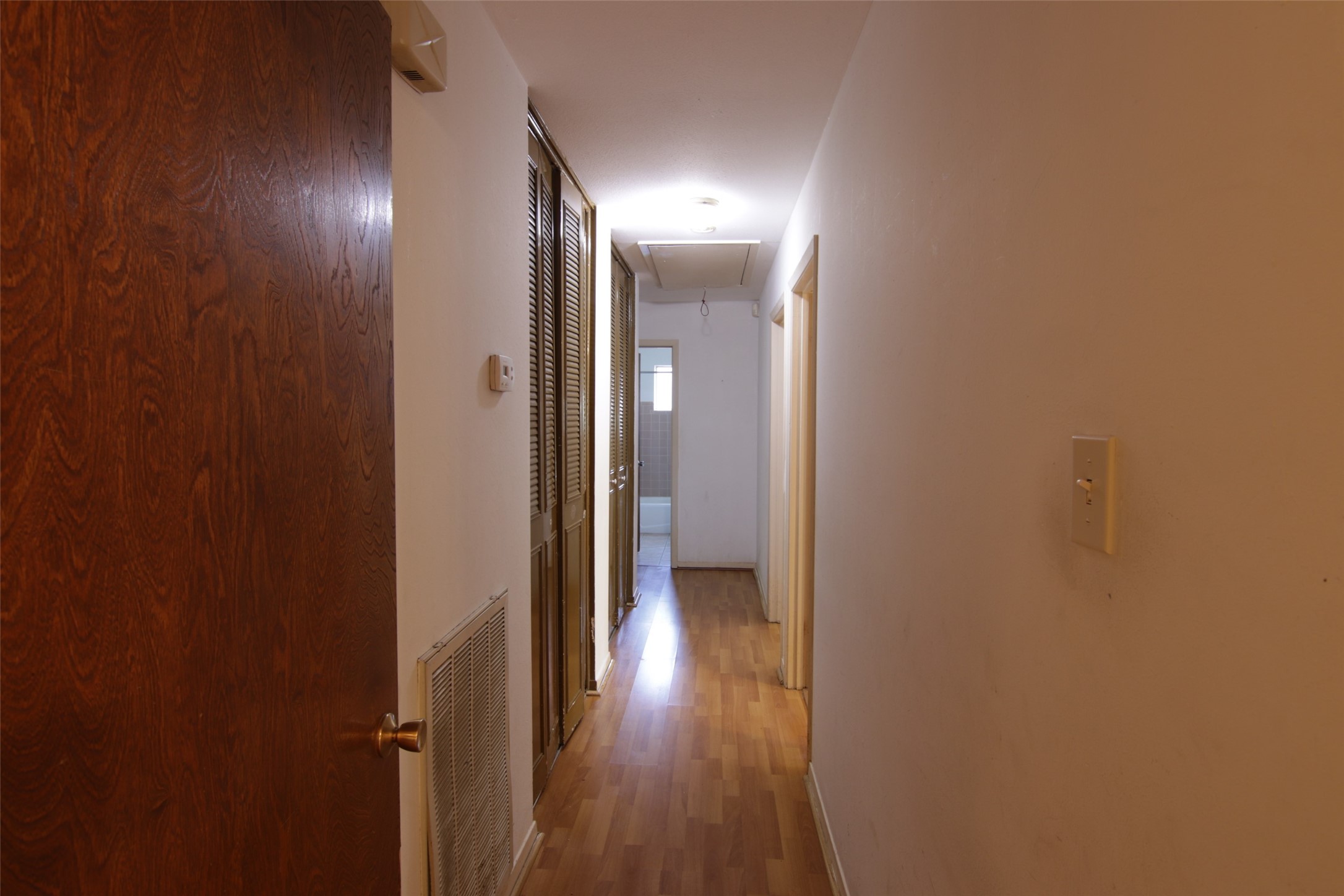 8419 Roos Road Property Photo 12