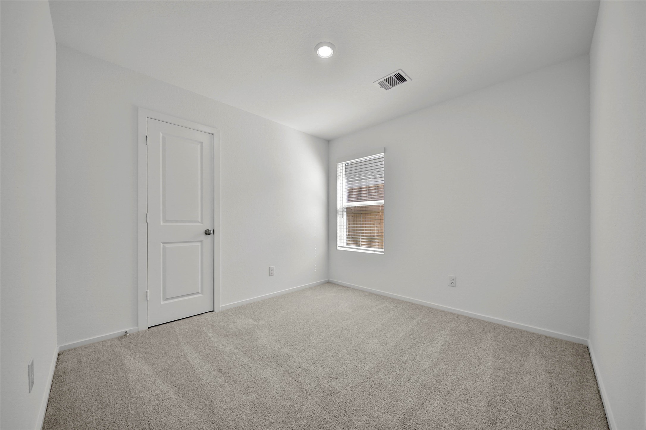 16257 Bergara Bend Drive Property Photo 19