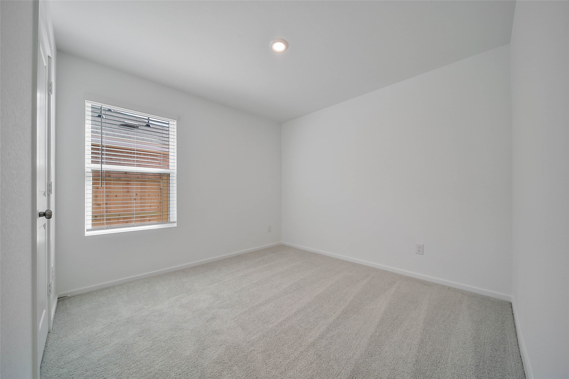 16257 Bergara Bend Drive Property Photo 20