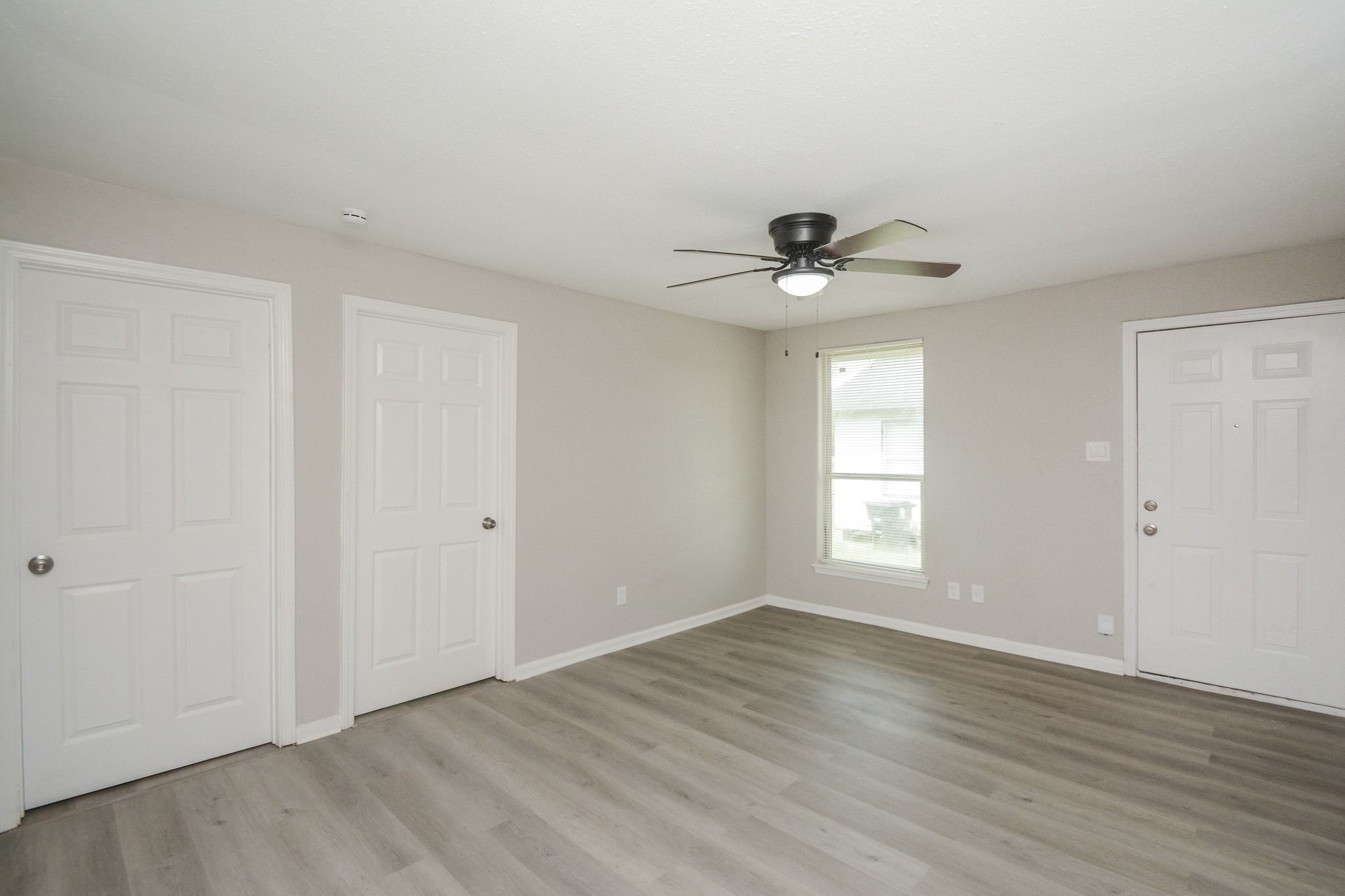 6014 Collingsworth Street 2 Property Photo 10