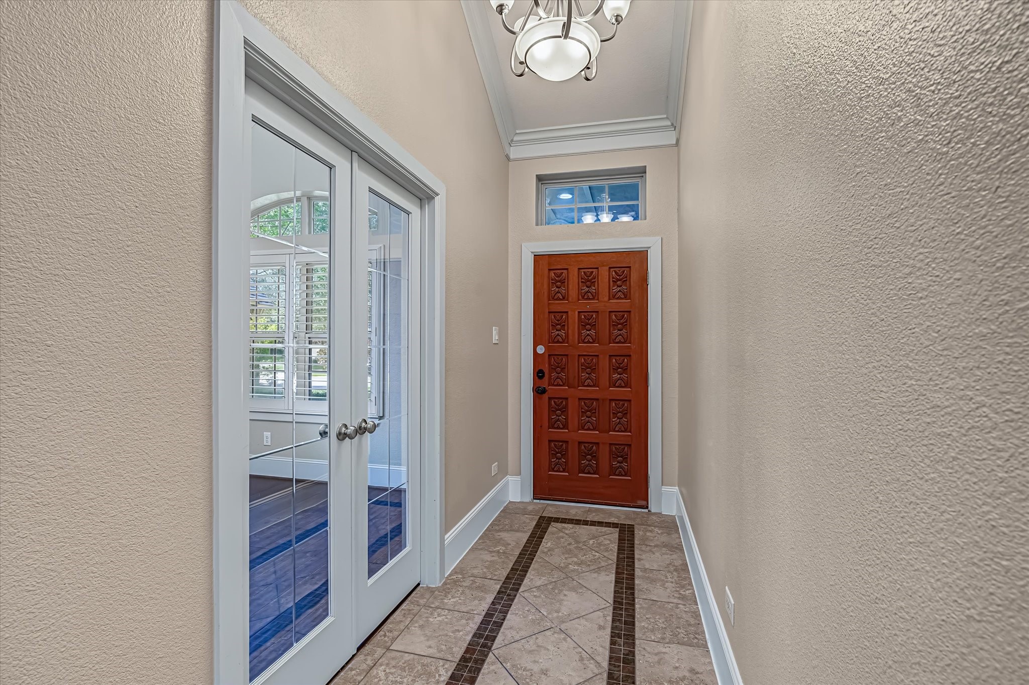 27506 Cinco Terrace Drive Property Photo 5