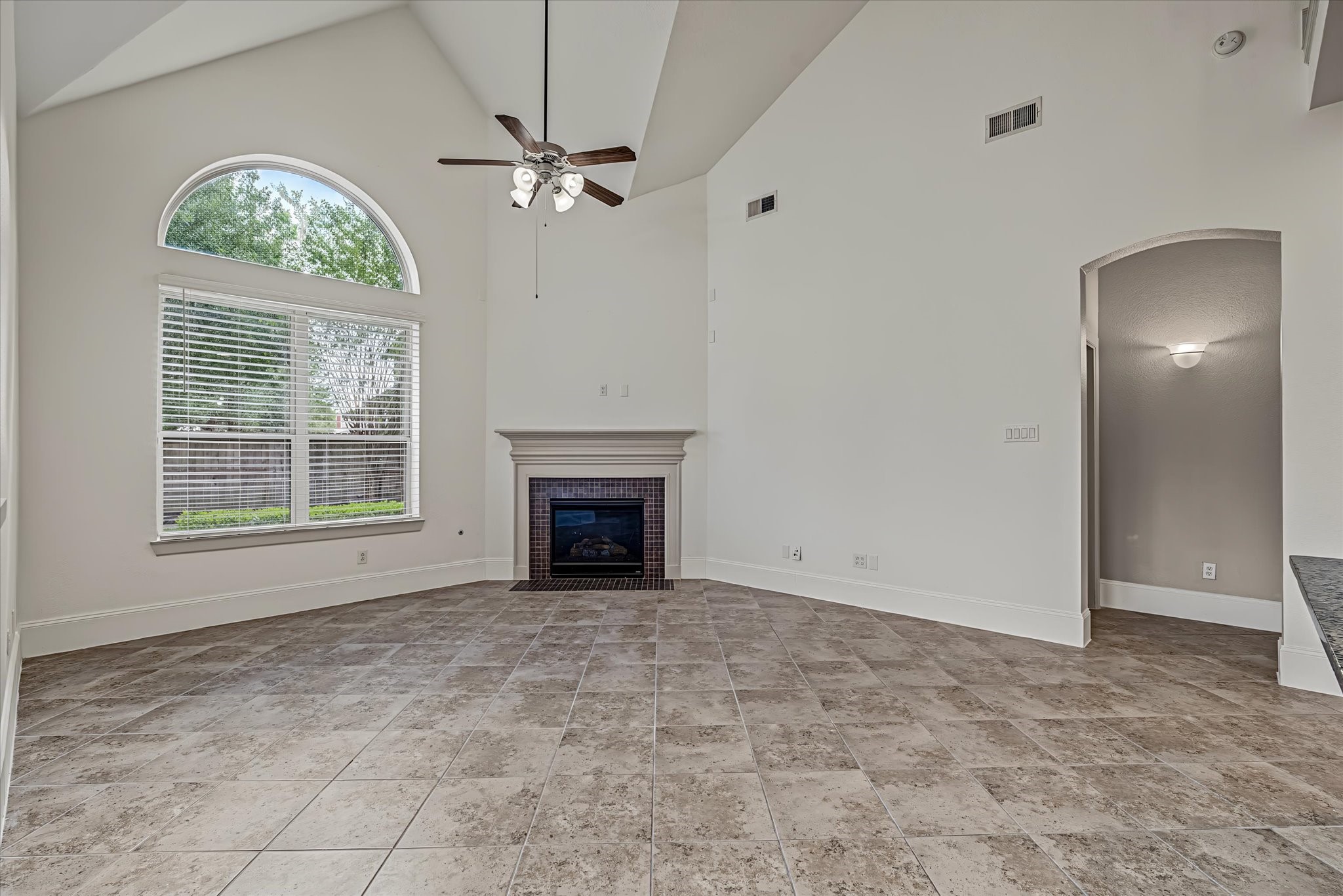 27506 Cinco Terrace Drive Property Photo 17